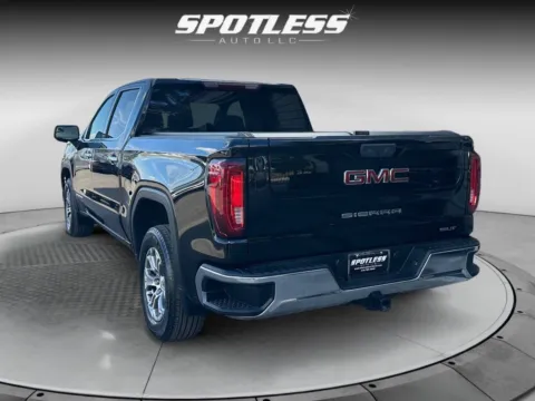 More photos of 2024 GMC Sierra 1500 SLT at Spotless Auto Loop 1604, TX