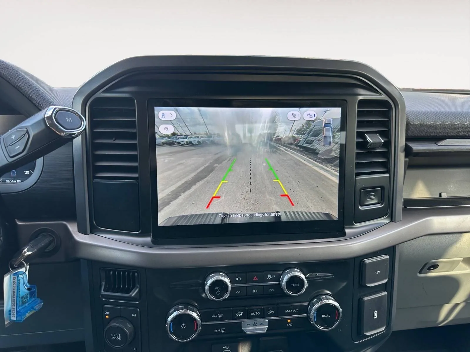 Ford F-150 photo 26
