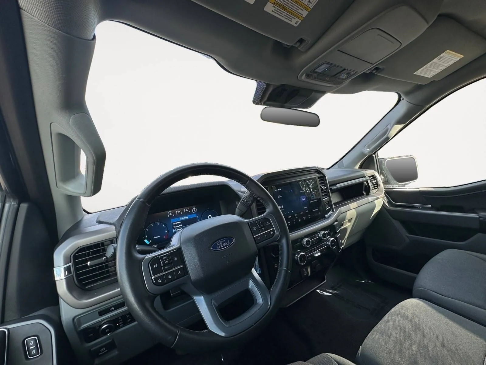 Ford F-150 photo 21
