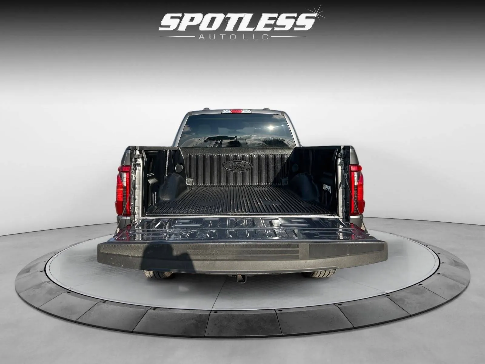 Ford F-150 photo 27