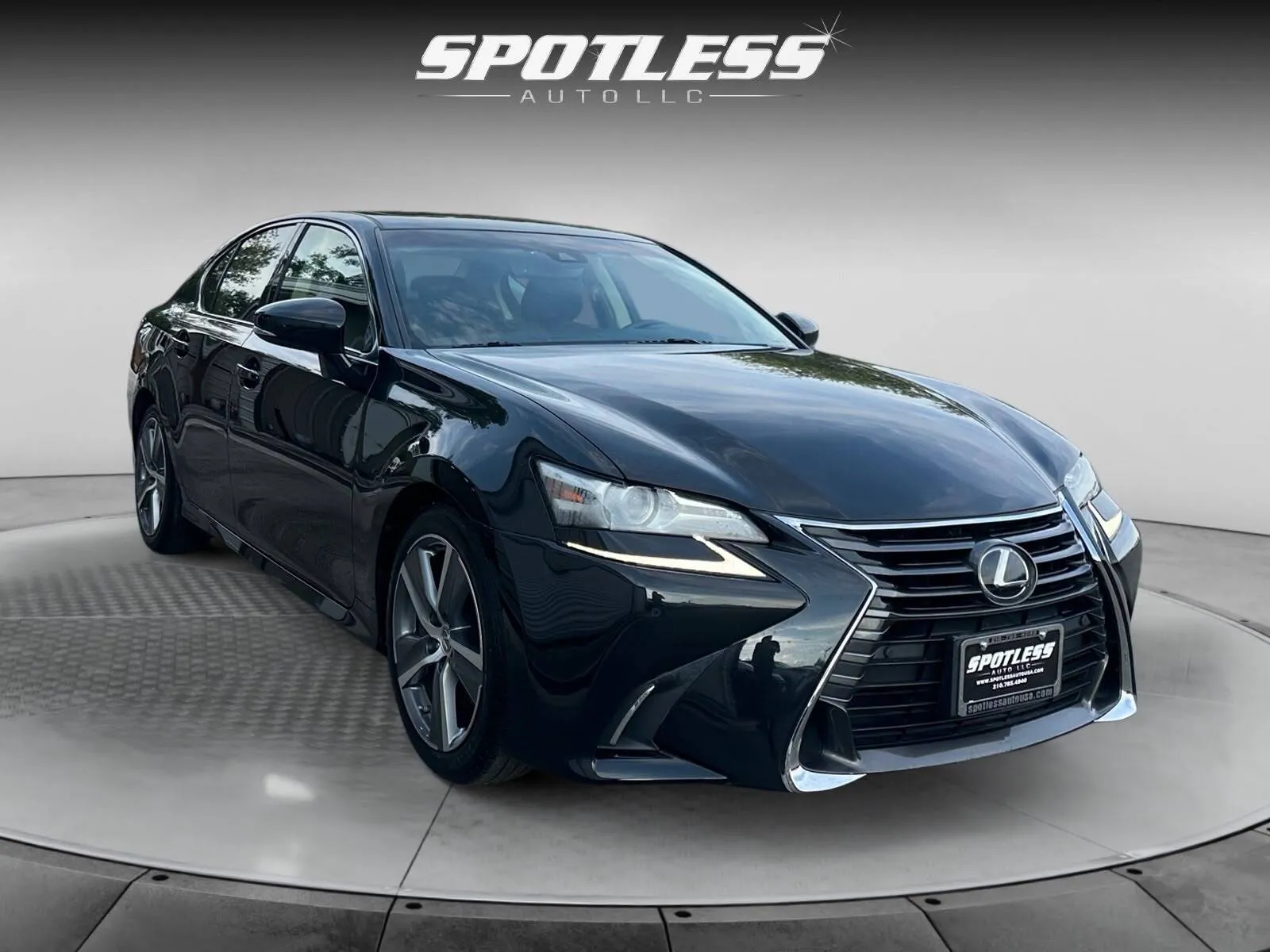 Lexus GS photo 9