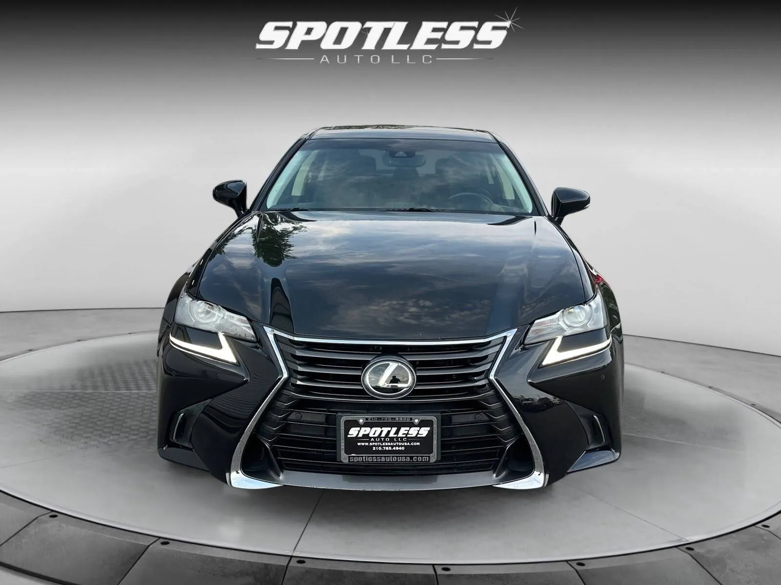 Lexus GS photo 10