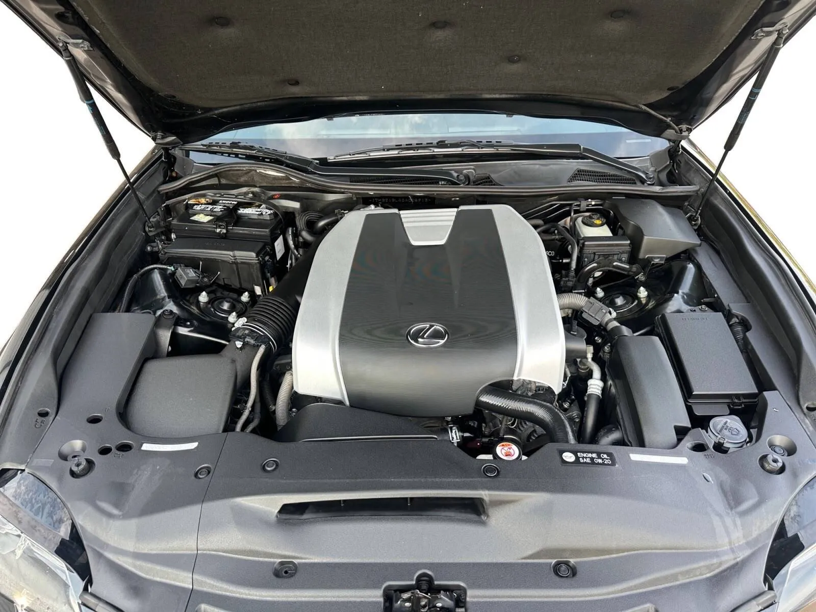 Lexus GS photo 16