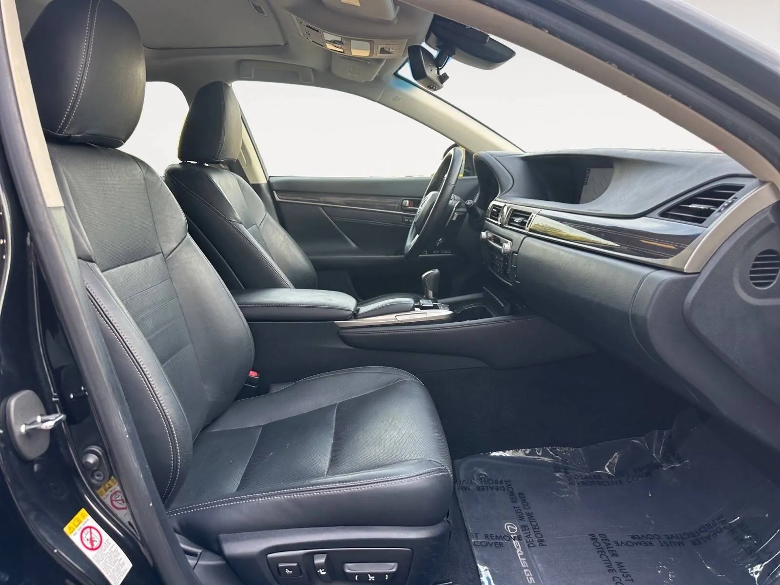 Lexus GS photo 23