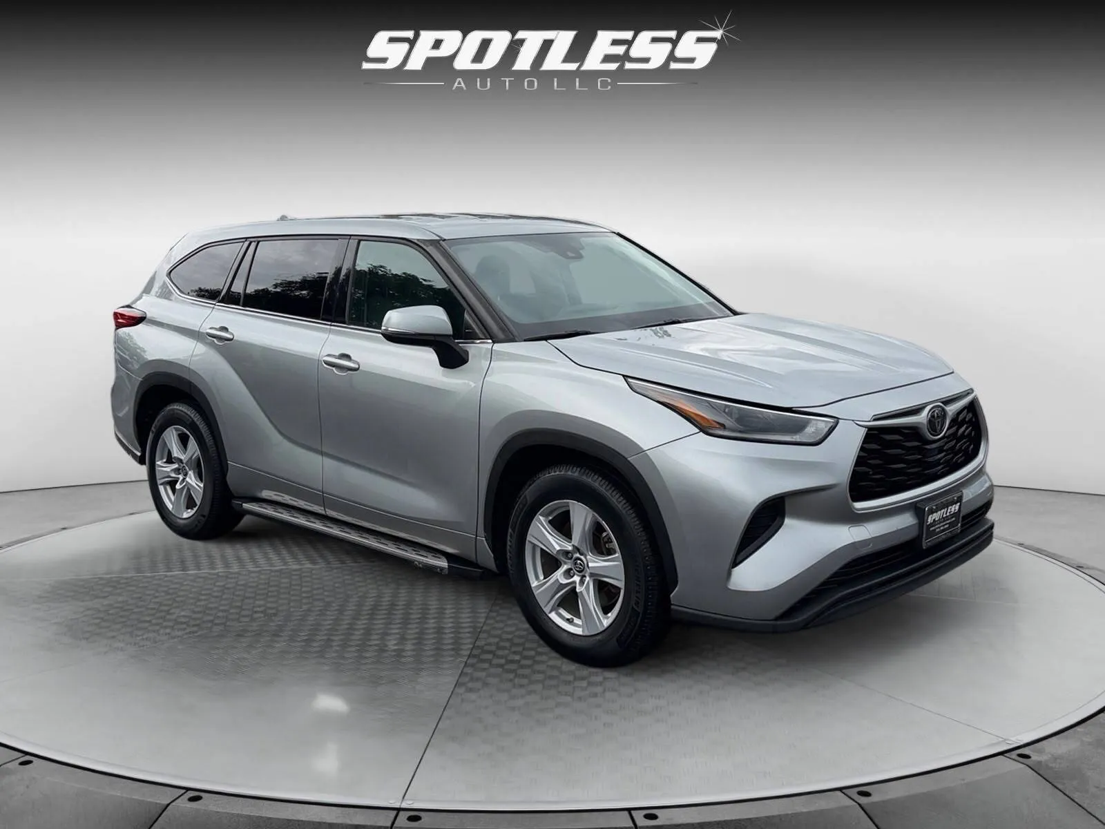 Toyota Highlander photo 11