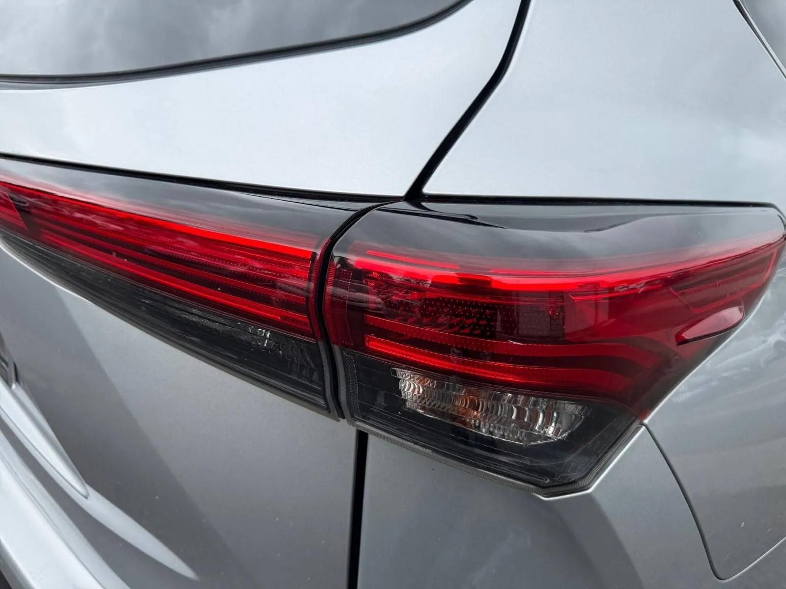 Toyota Highlander photo 12
