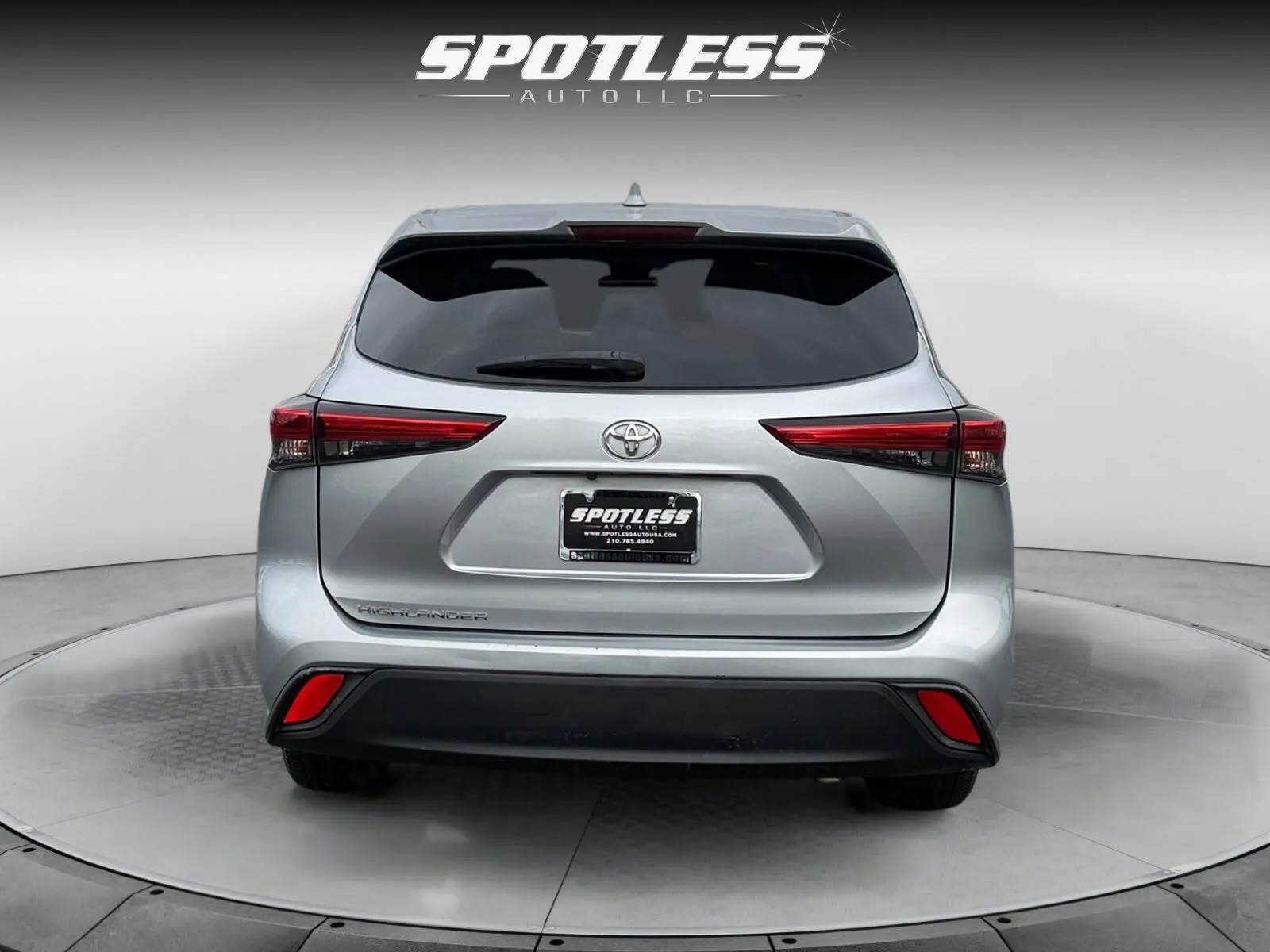 Toyota Highlander photo 6