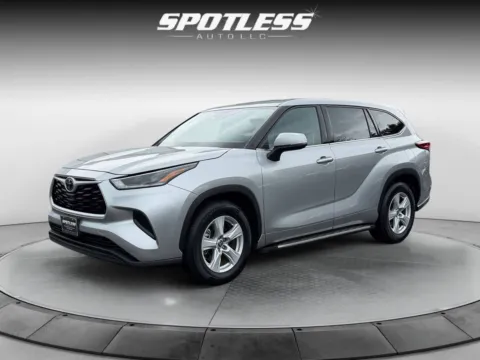 Another view of 2021 Toyota Highlander L for sale in San Antonio, TX at Spotless Auto Loop 1604