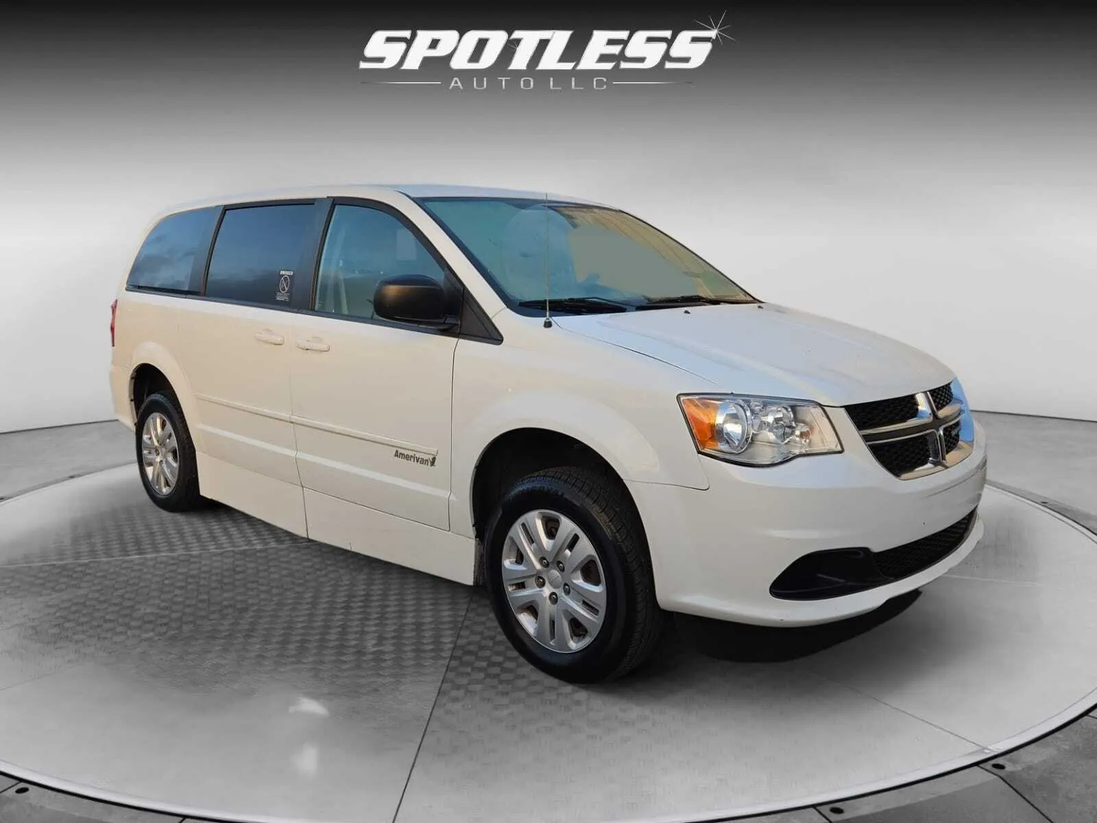 Dodge Grand Caravan photo 7