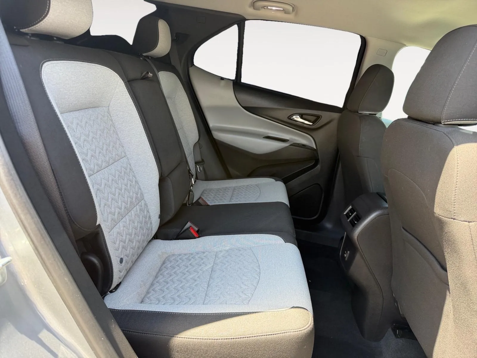 Chevrolet Equinox photo 24