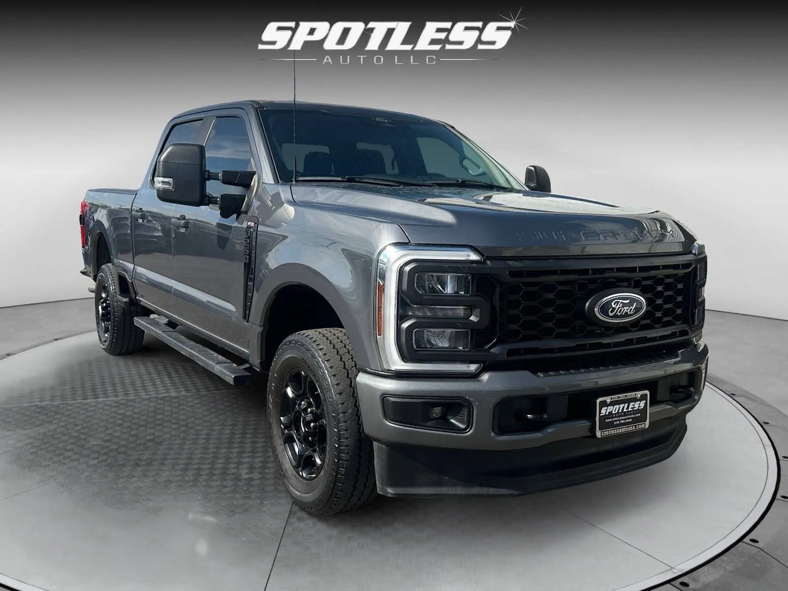 Ford F-250 photo 11