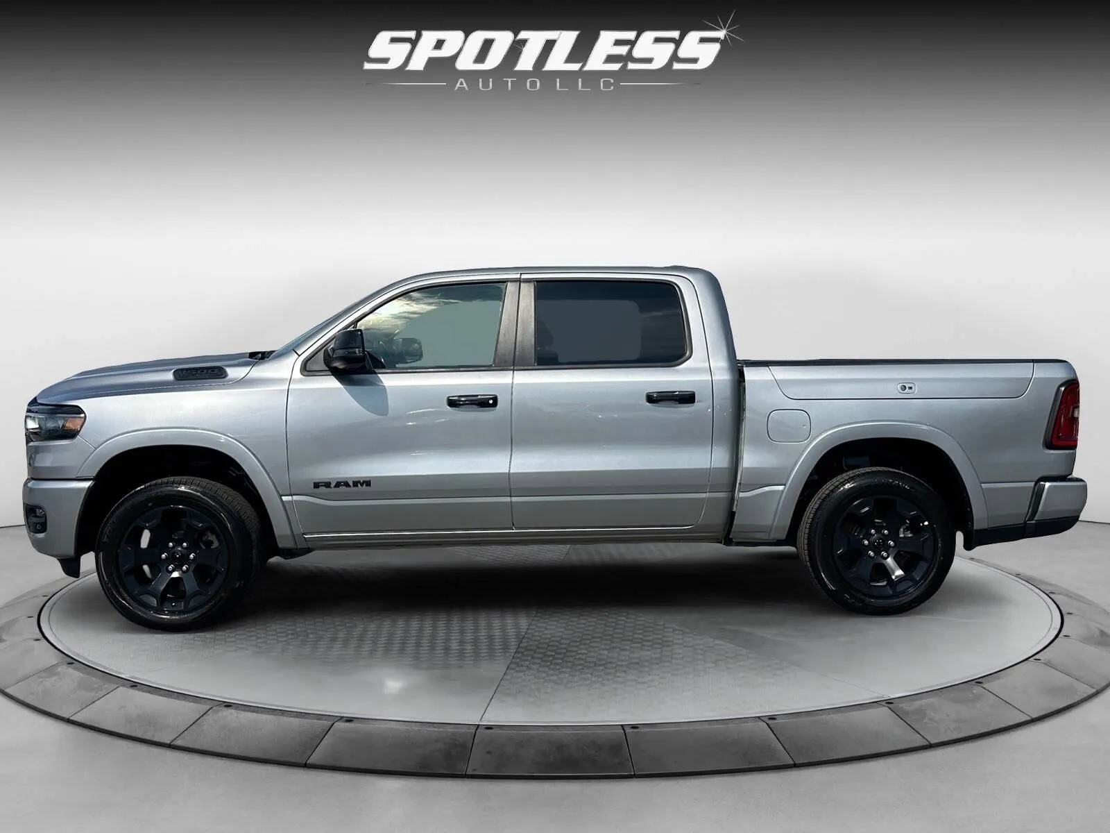 Ram 1500 photo 4