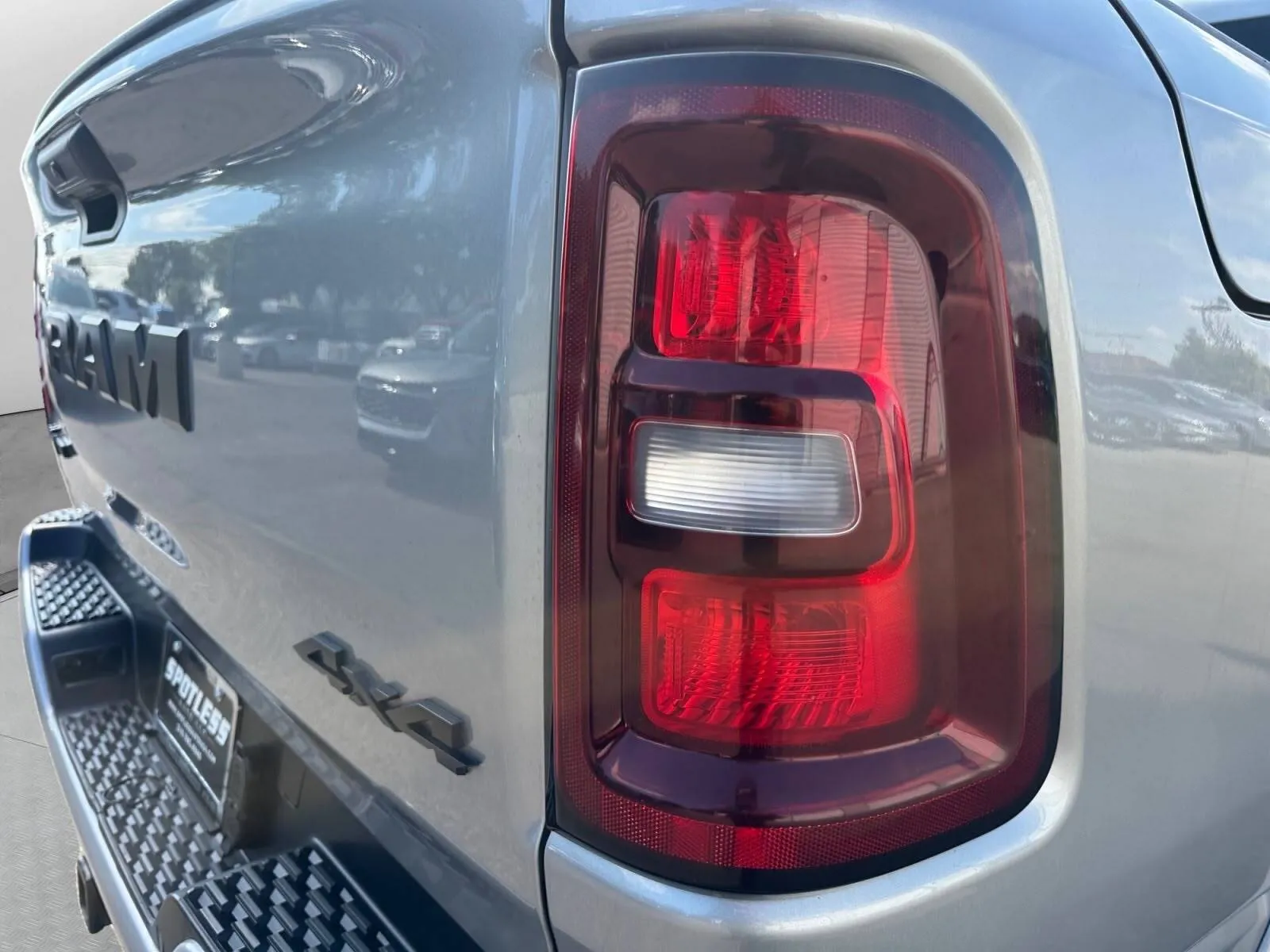 Ram 1500 photo 13