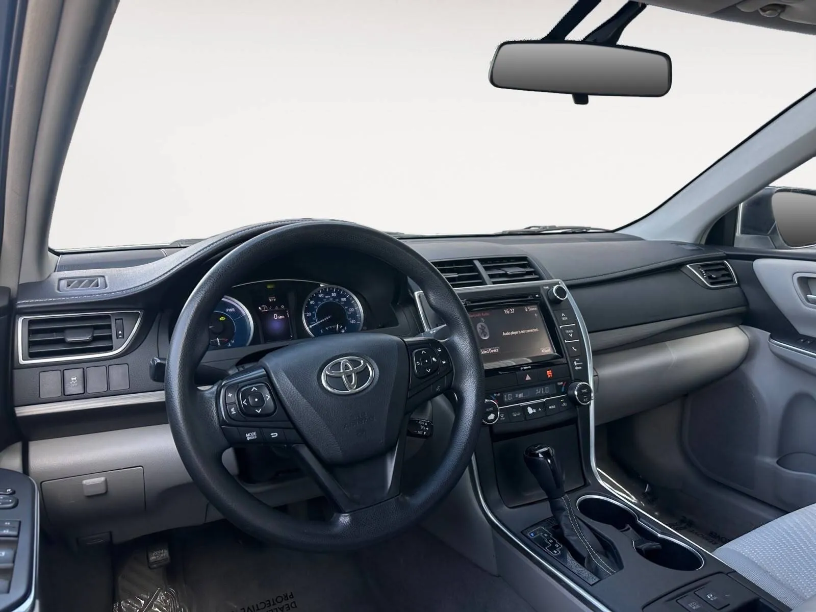 Toyota Camry photo 19