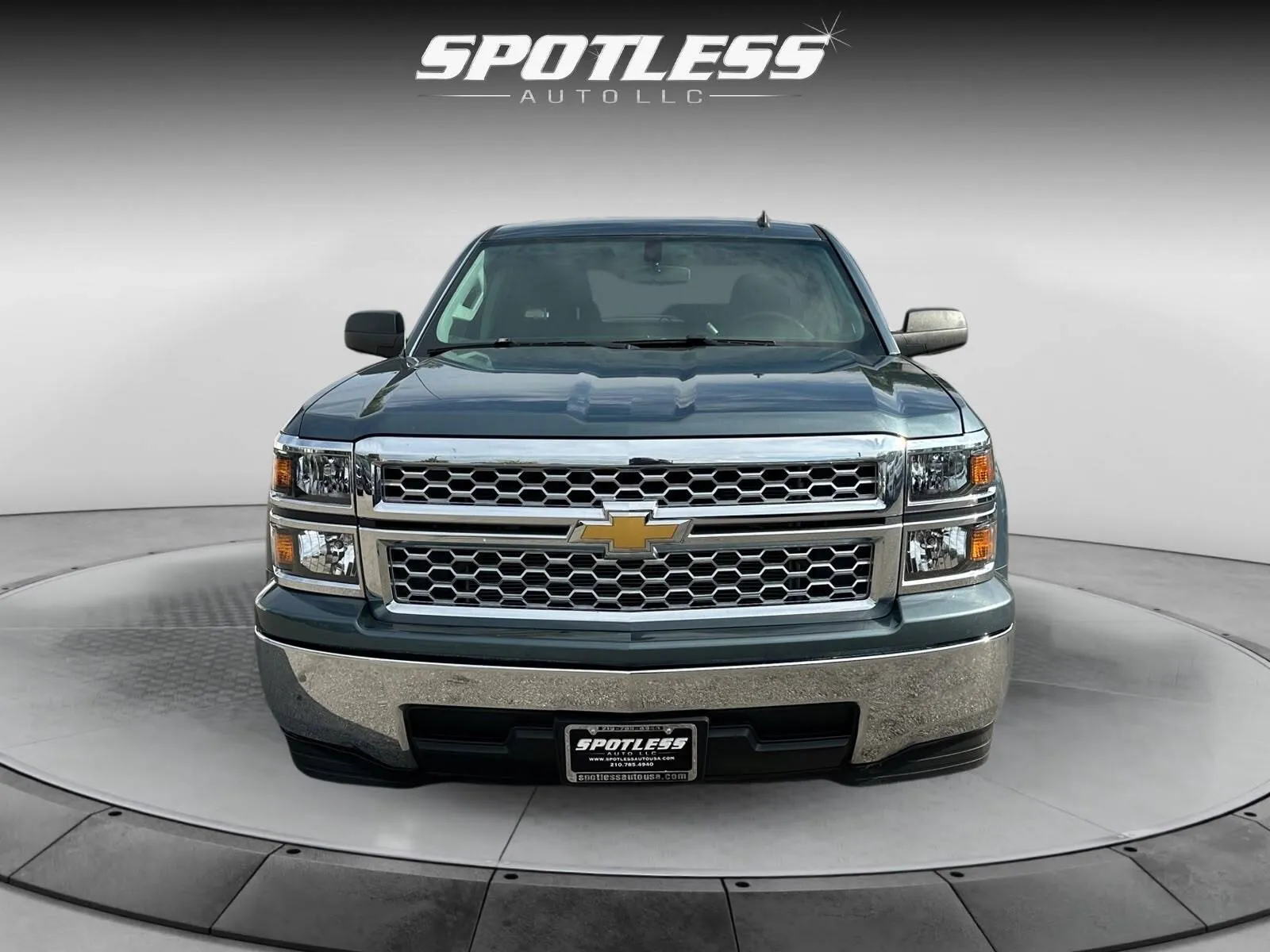 Chevrolet Silverado photo 10