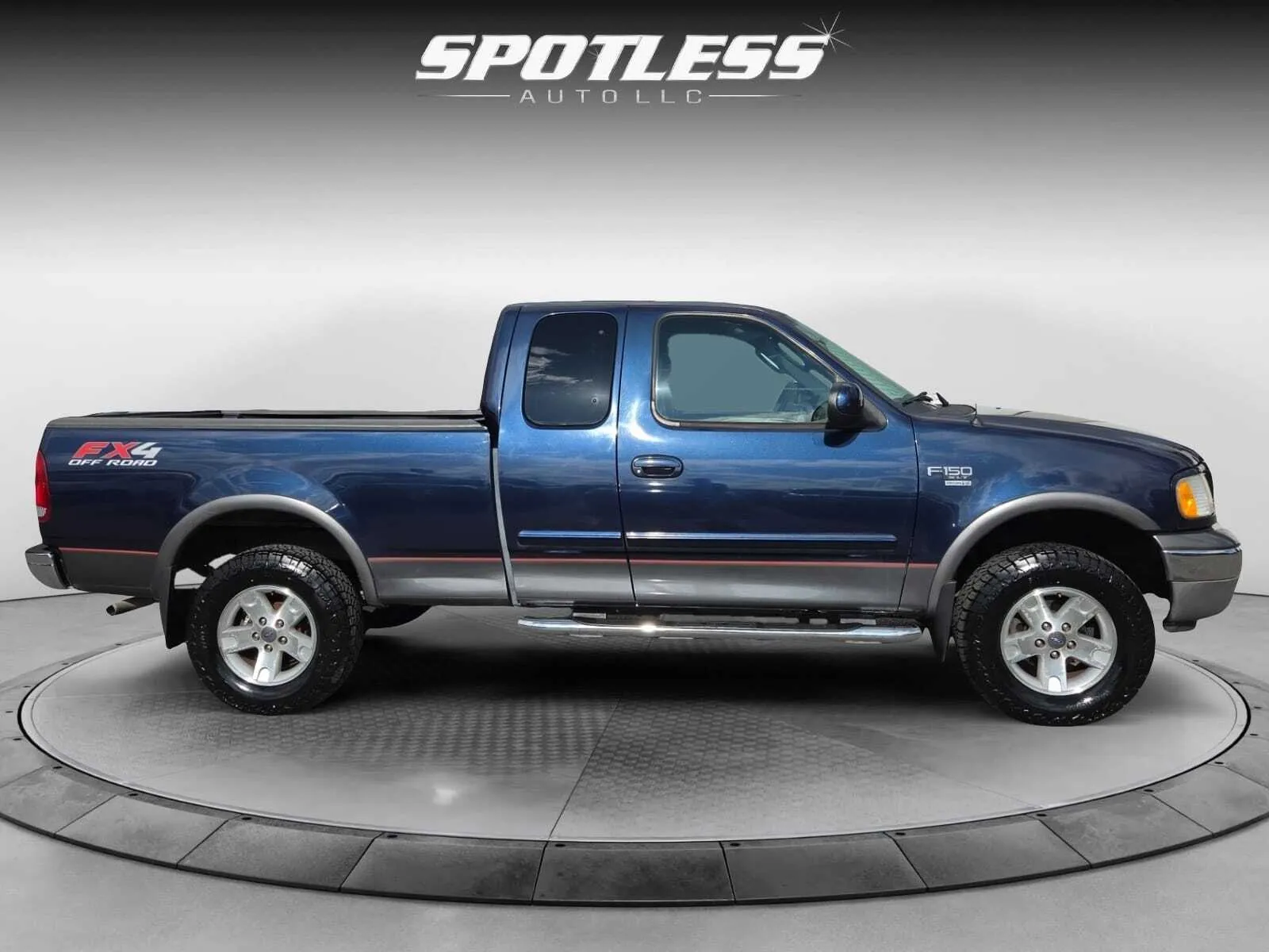 Ford F-150 photo 8