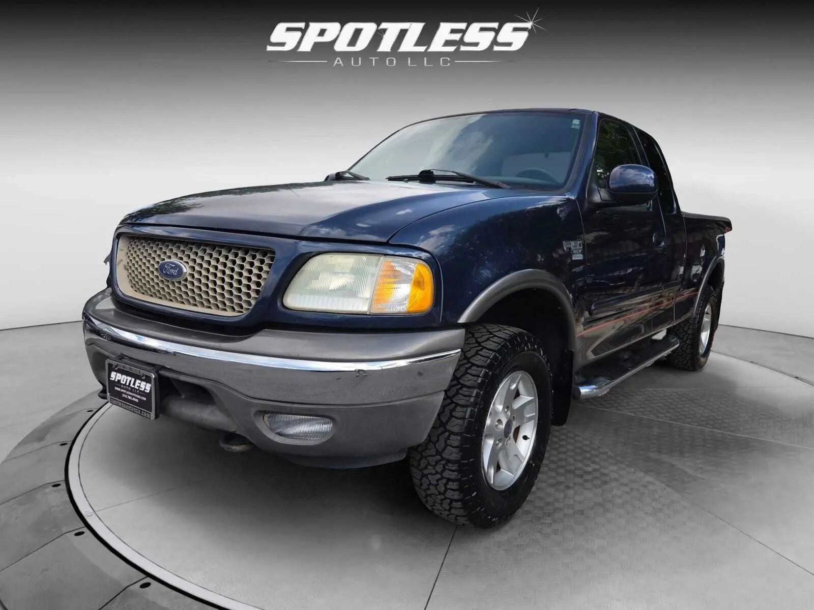 Ford F-150 photo 3