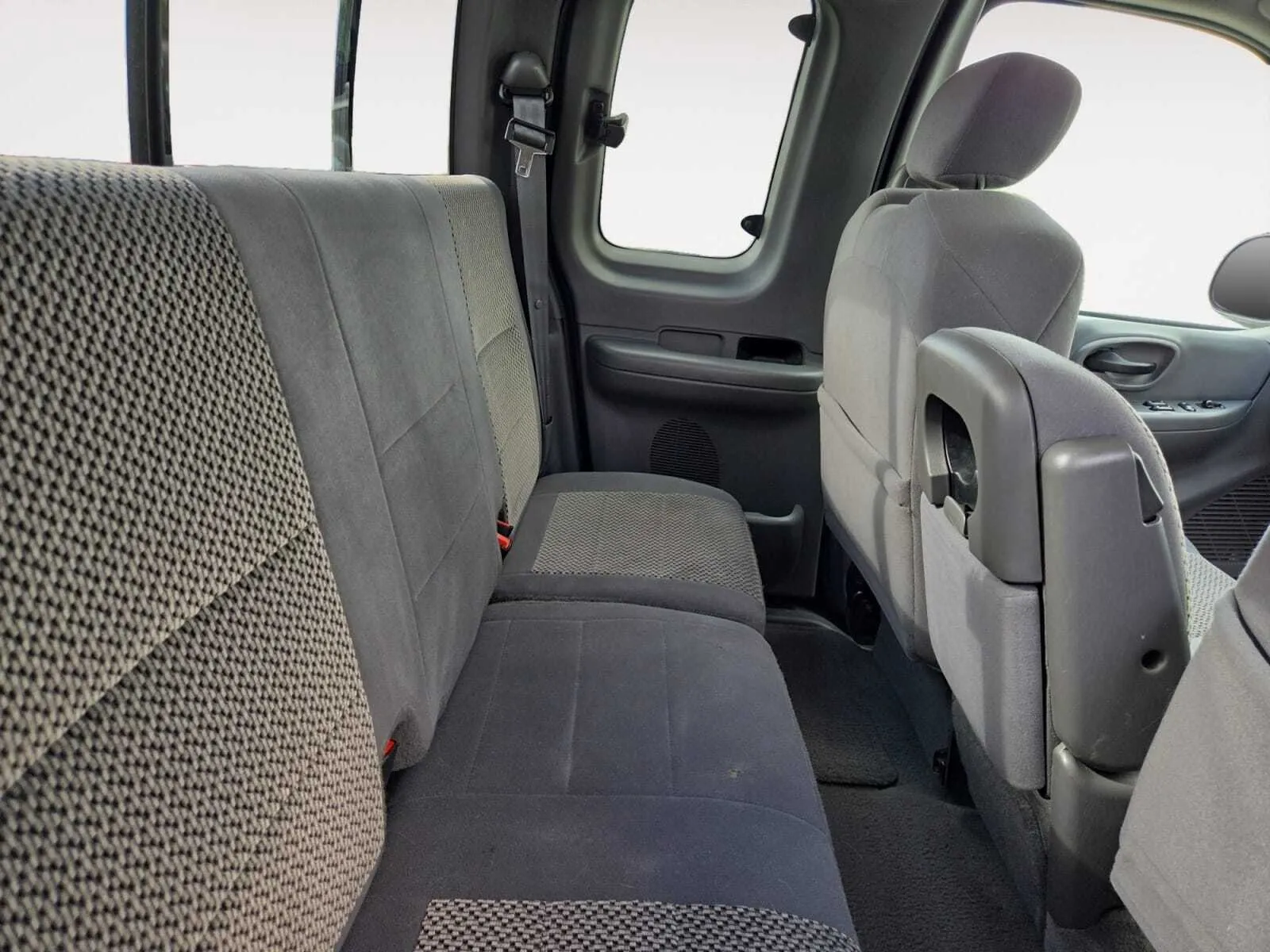 Ford F-150 photo 23