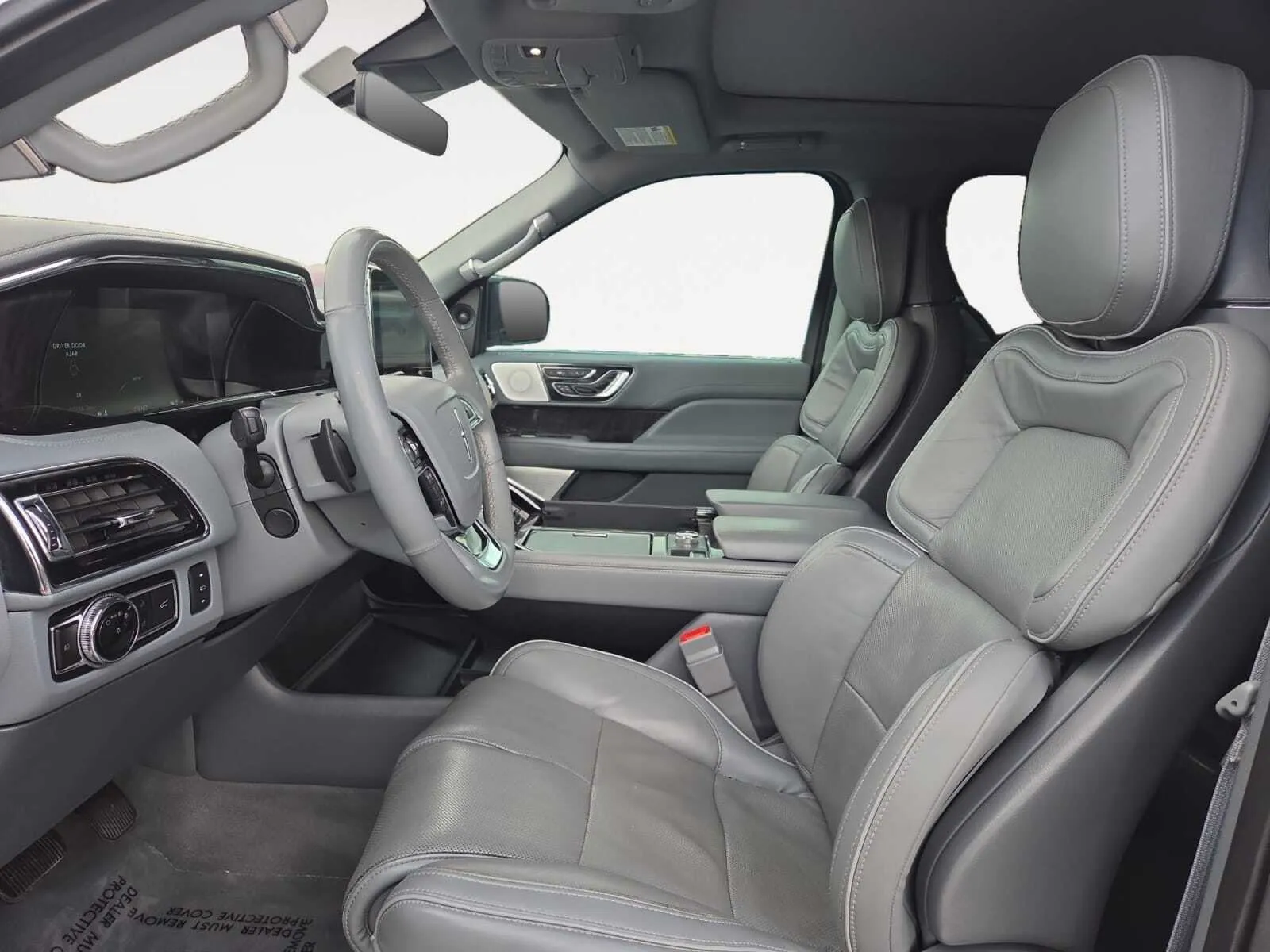Lincoln Navigator photo 19