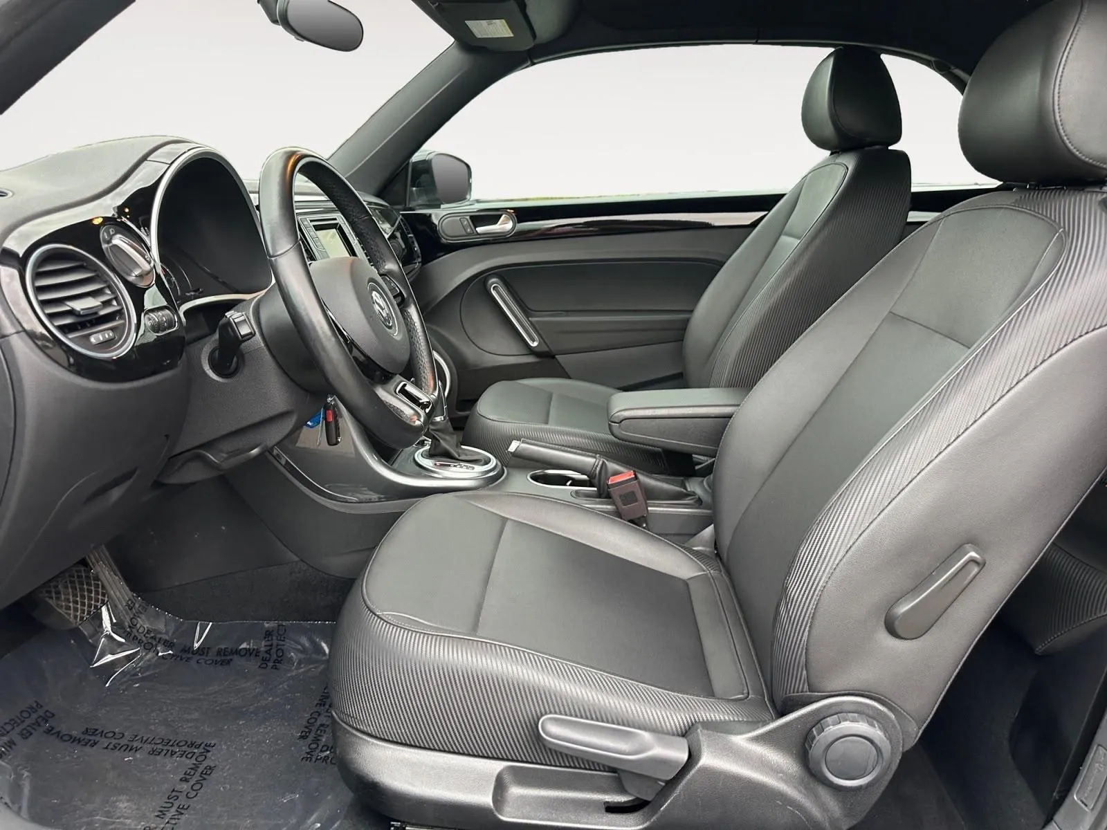 Volkswagen Beetle photo 23