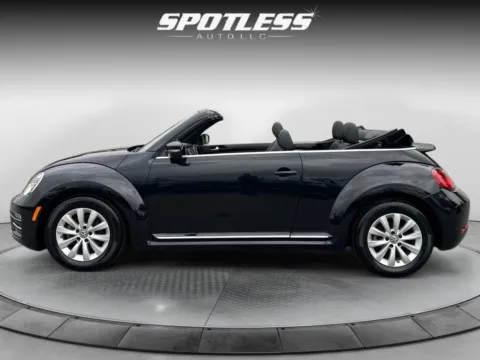 More photos of 2018 Volkswagen Beetle Convertible 2.0T S at Spotless Auto Loop 1604, TX