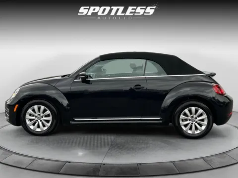 More photos of 2018 Volkswagen Beetle Convertible 2.0T S at Spotless Auto Loop 1604, TX