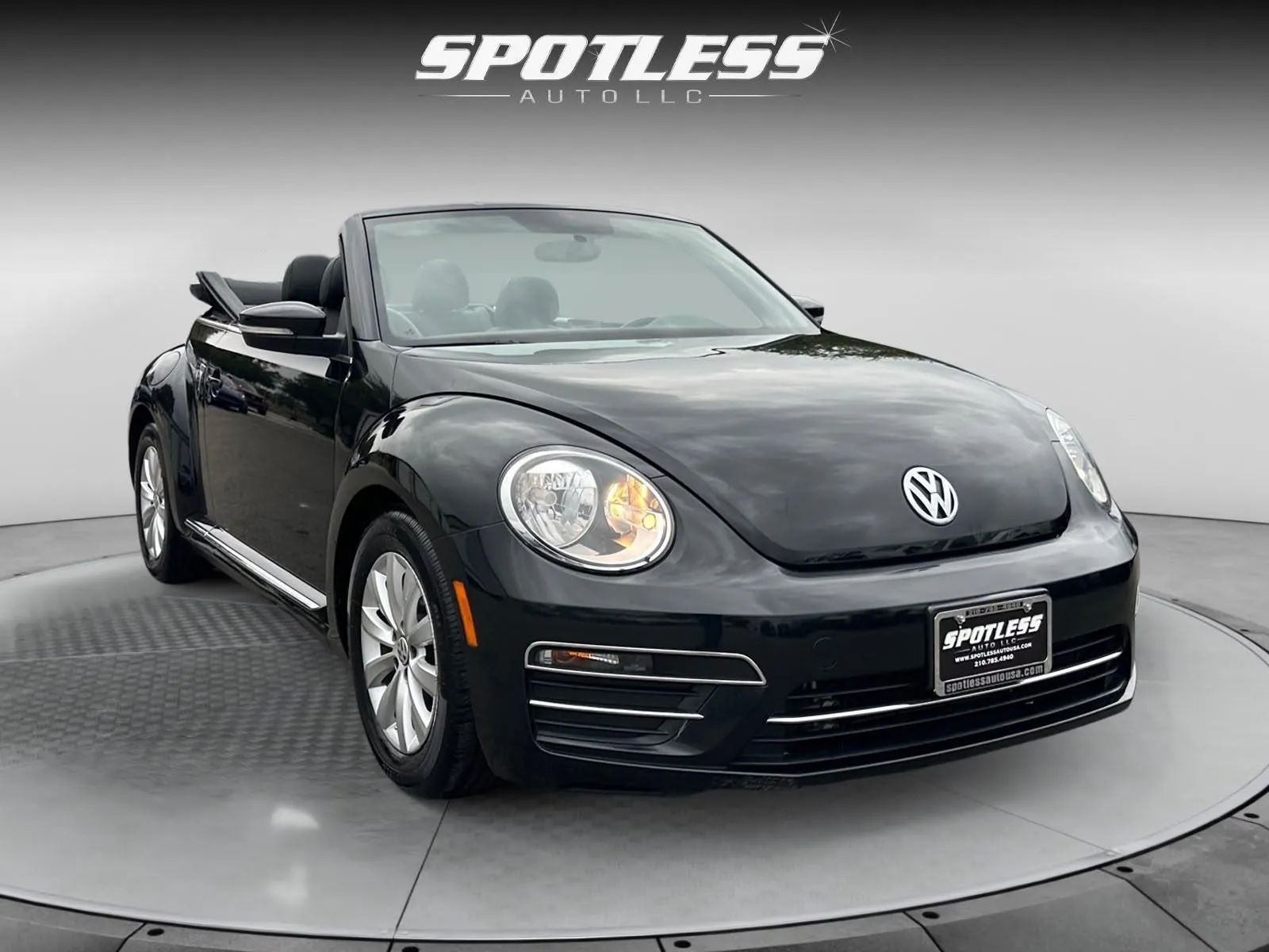 Volkswagen Beetle photo 14