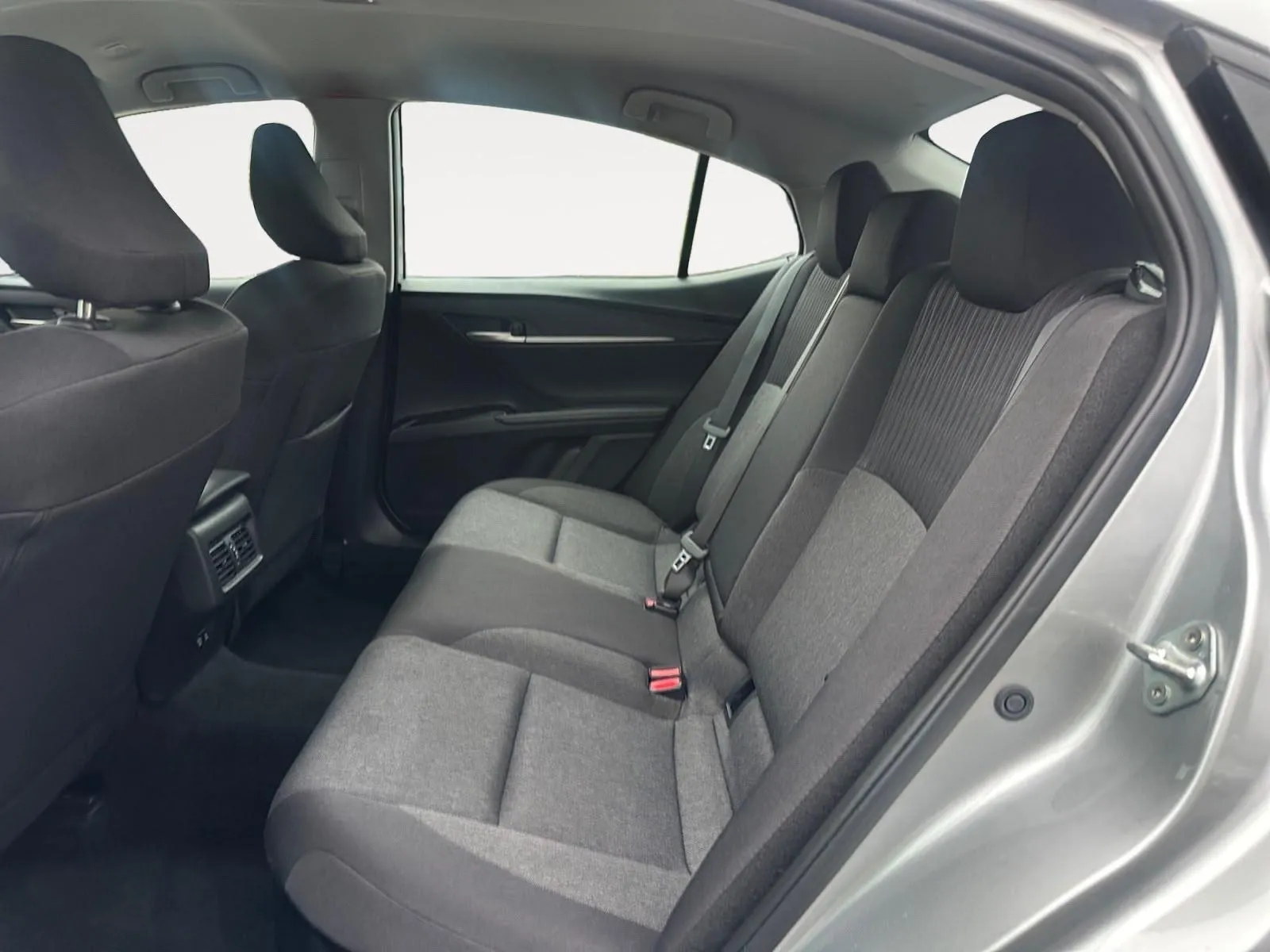 Toyota Camry photo 22