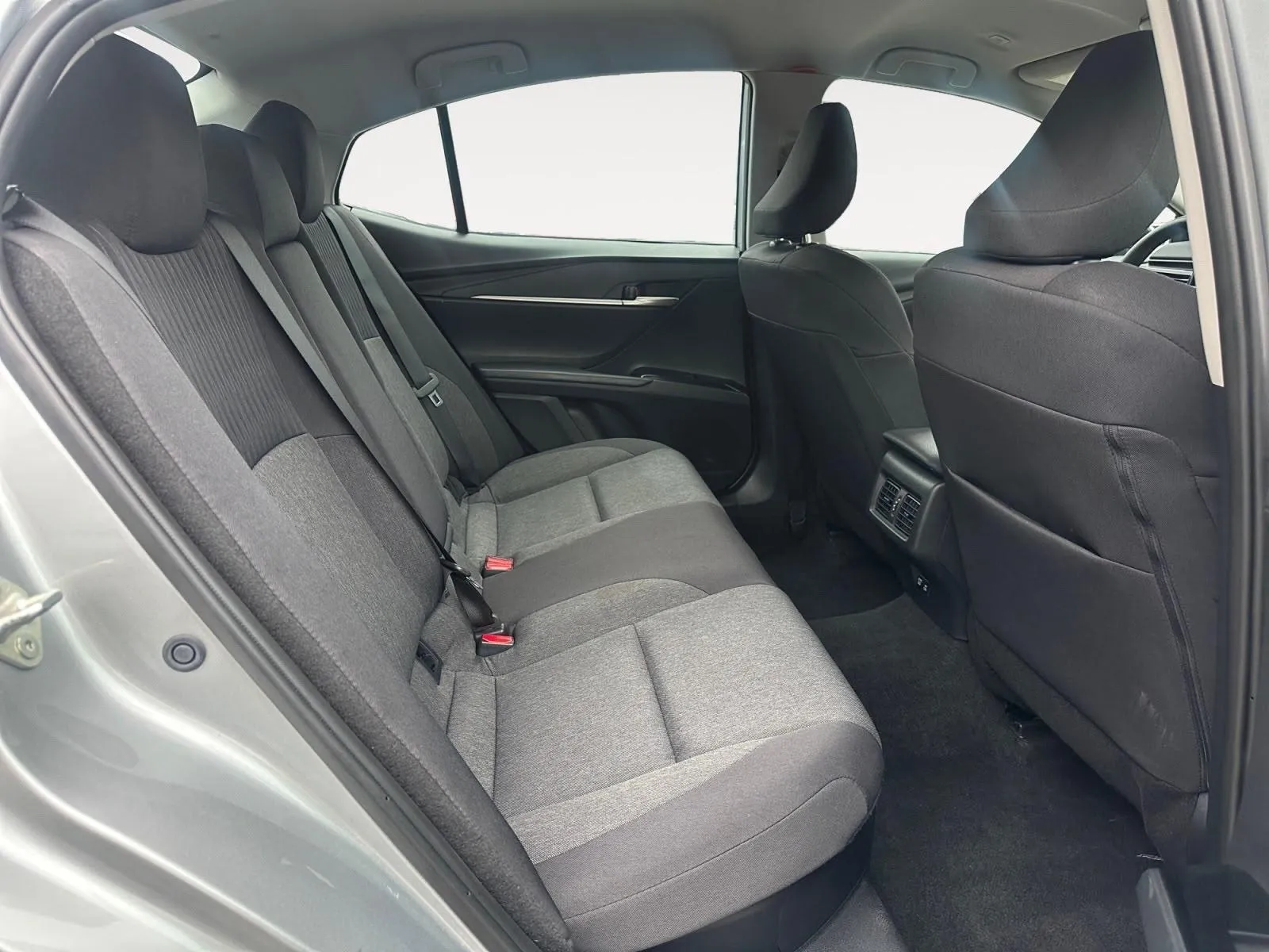 Toyota Camry photo 24