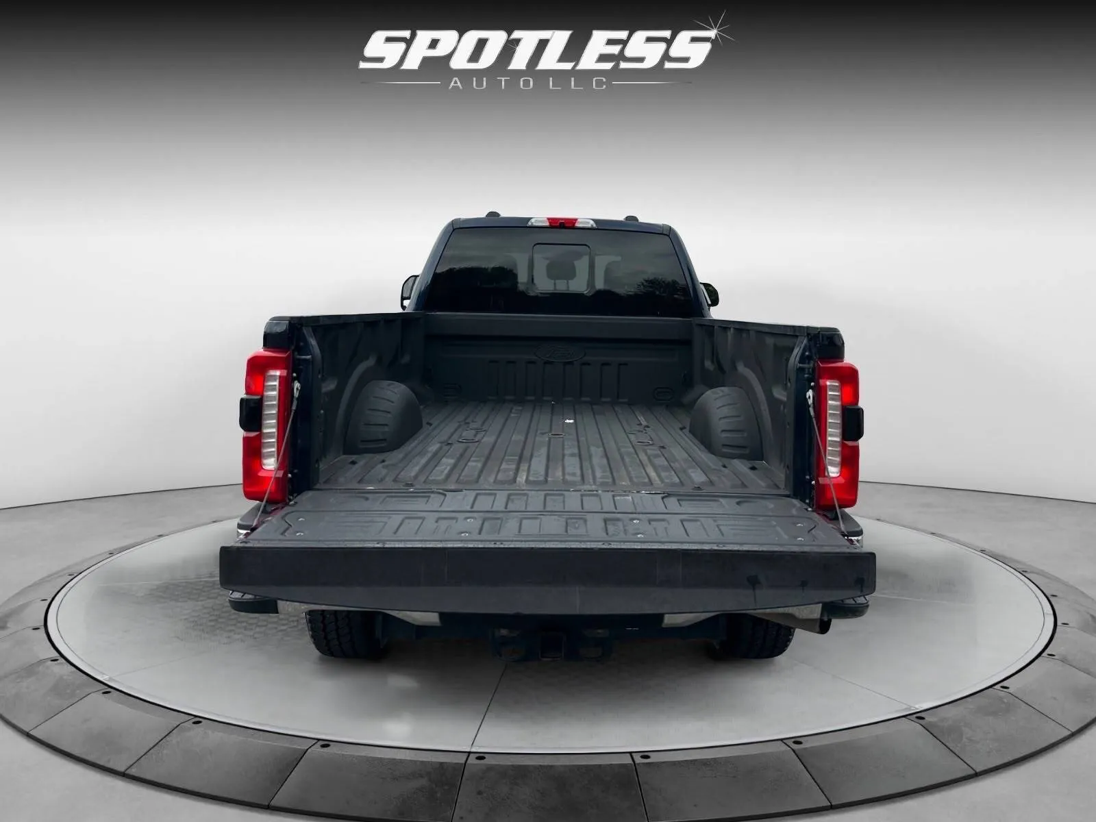 Ford F-250 photo 27