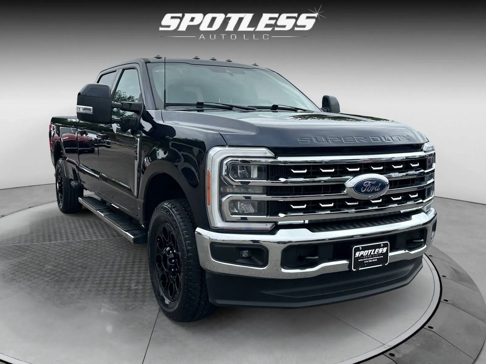 Ford F-250 photo 11