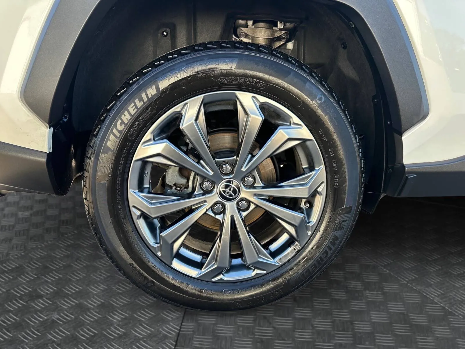 Toyota RAV4 photo 14