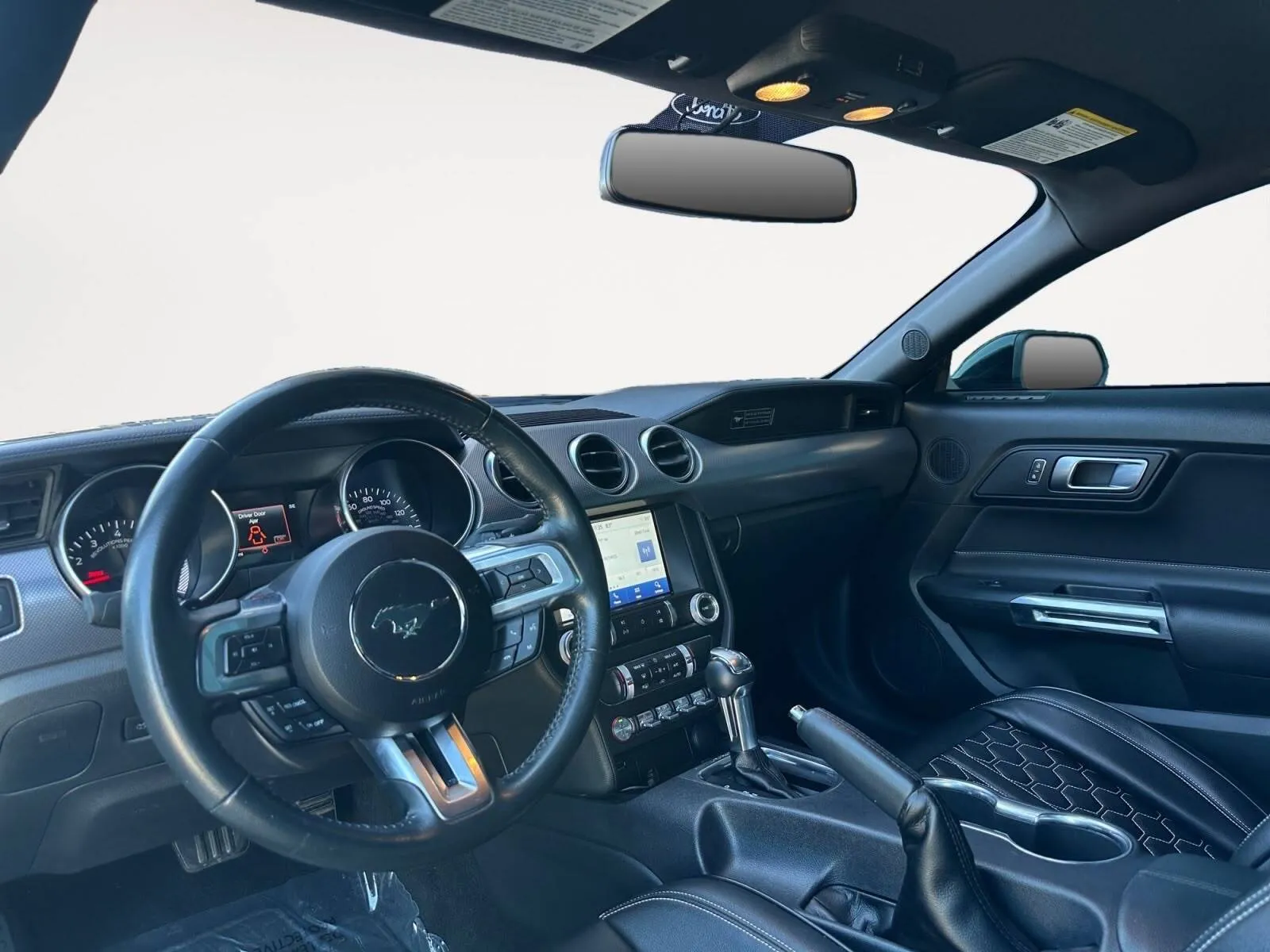 Ford Mustang photo 20