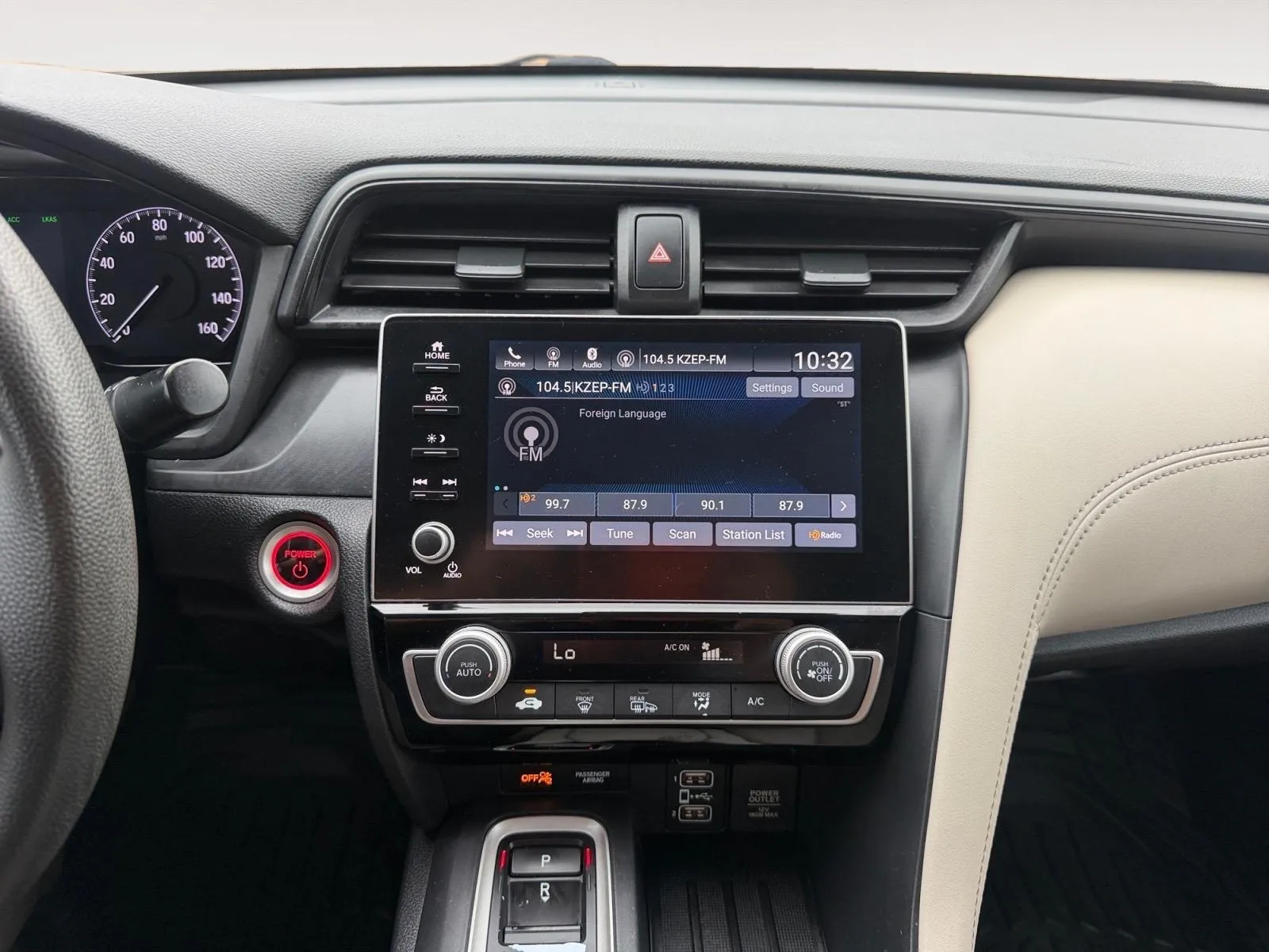 Honda Insight photo 26