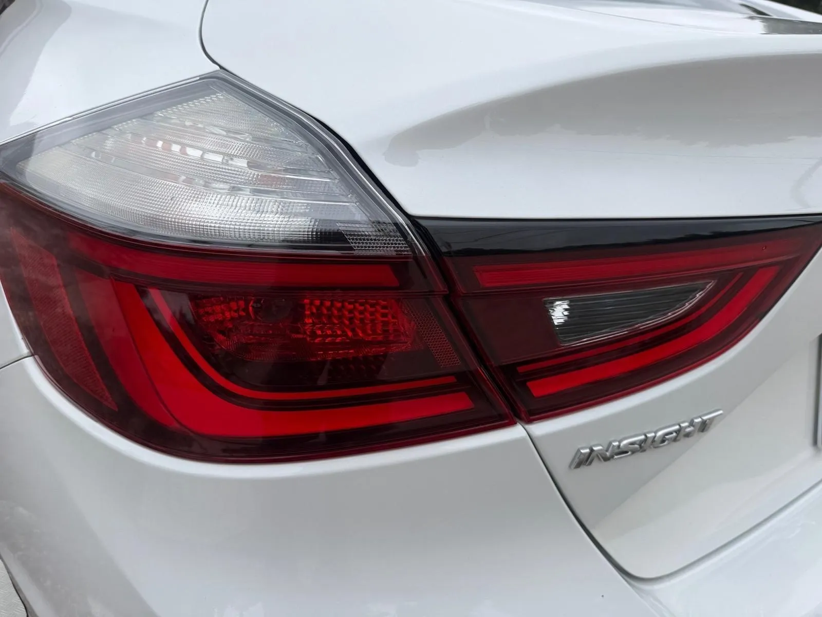 Honda Insight photo 12