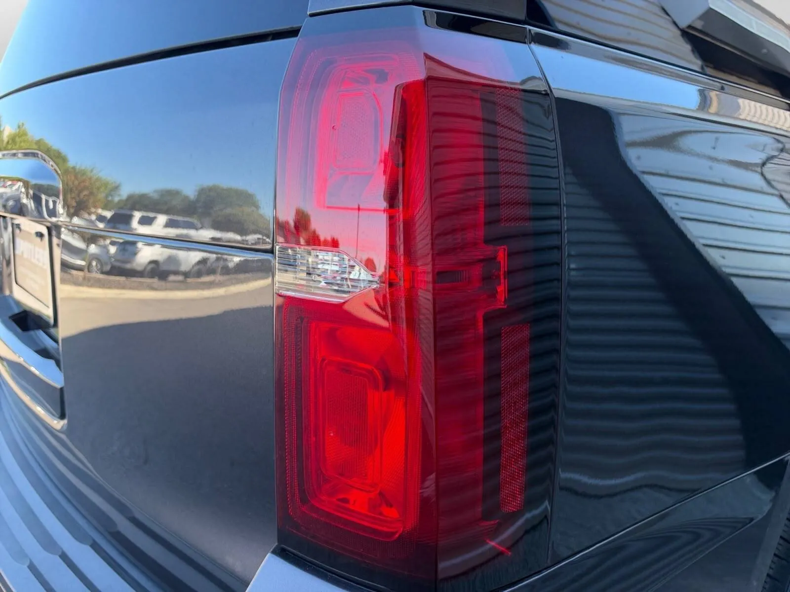 Chevrolet Tahoe photo 12