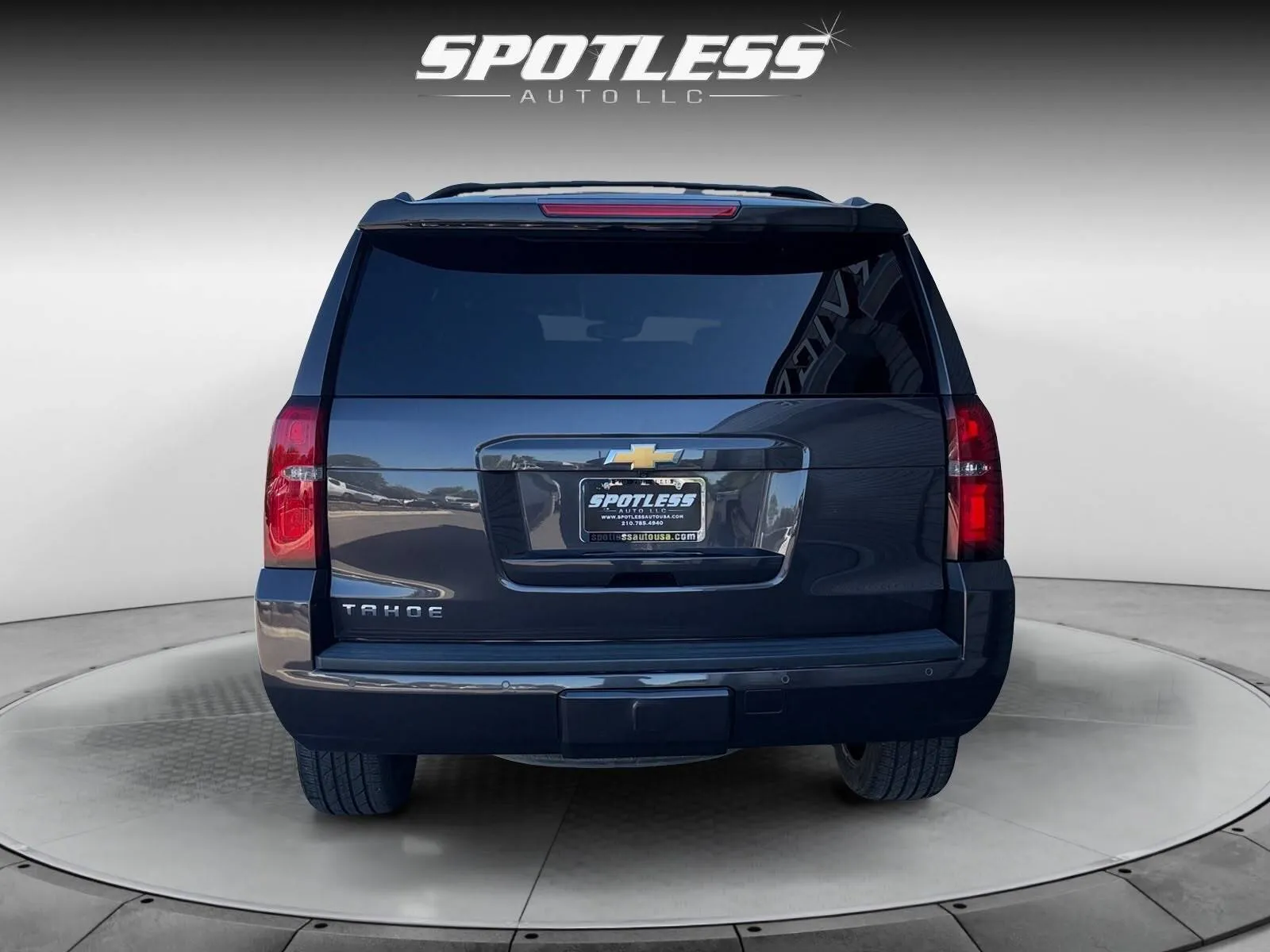 Chevrolet Tahoe photo 6