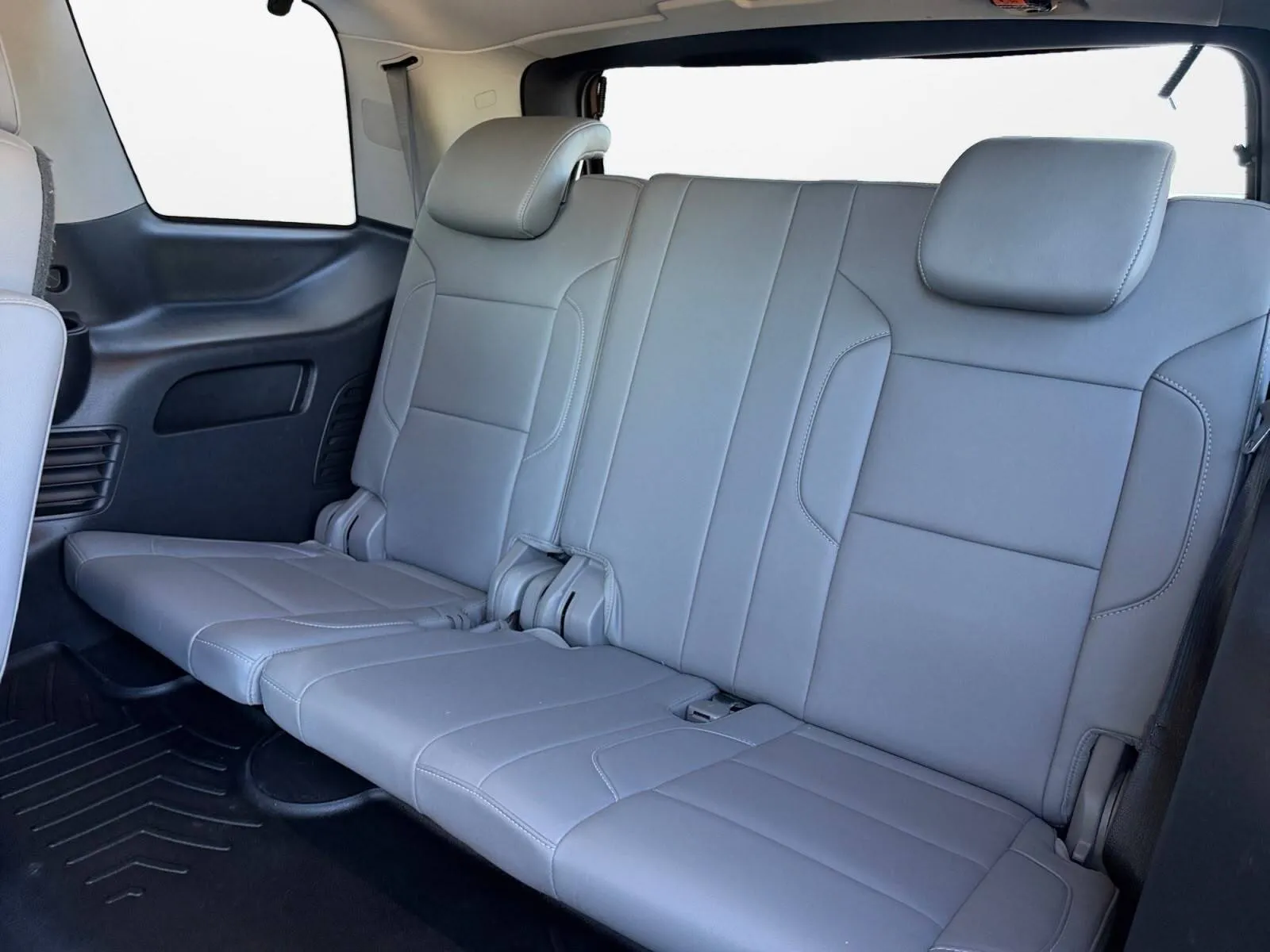 Chevrolet Tahoe photo 24