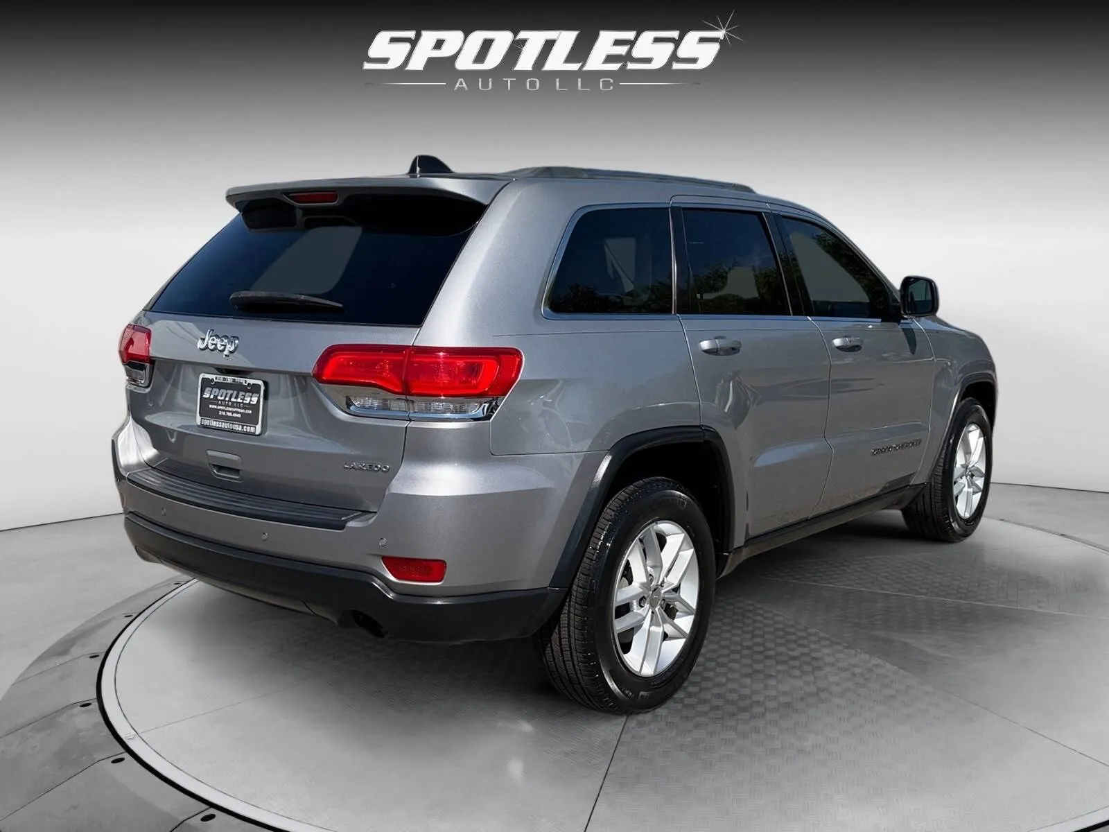 Jeep Grand Cherokee photo 7