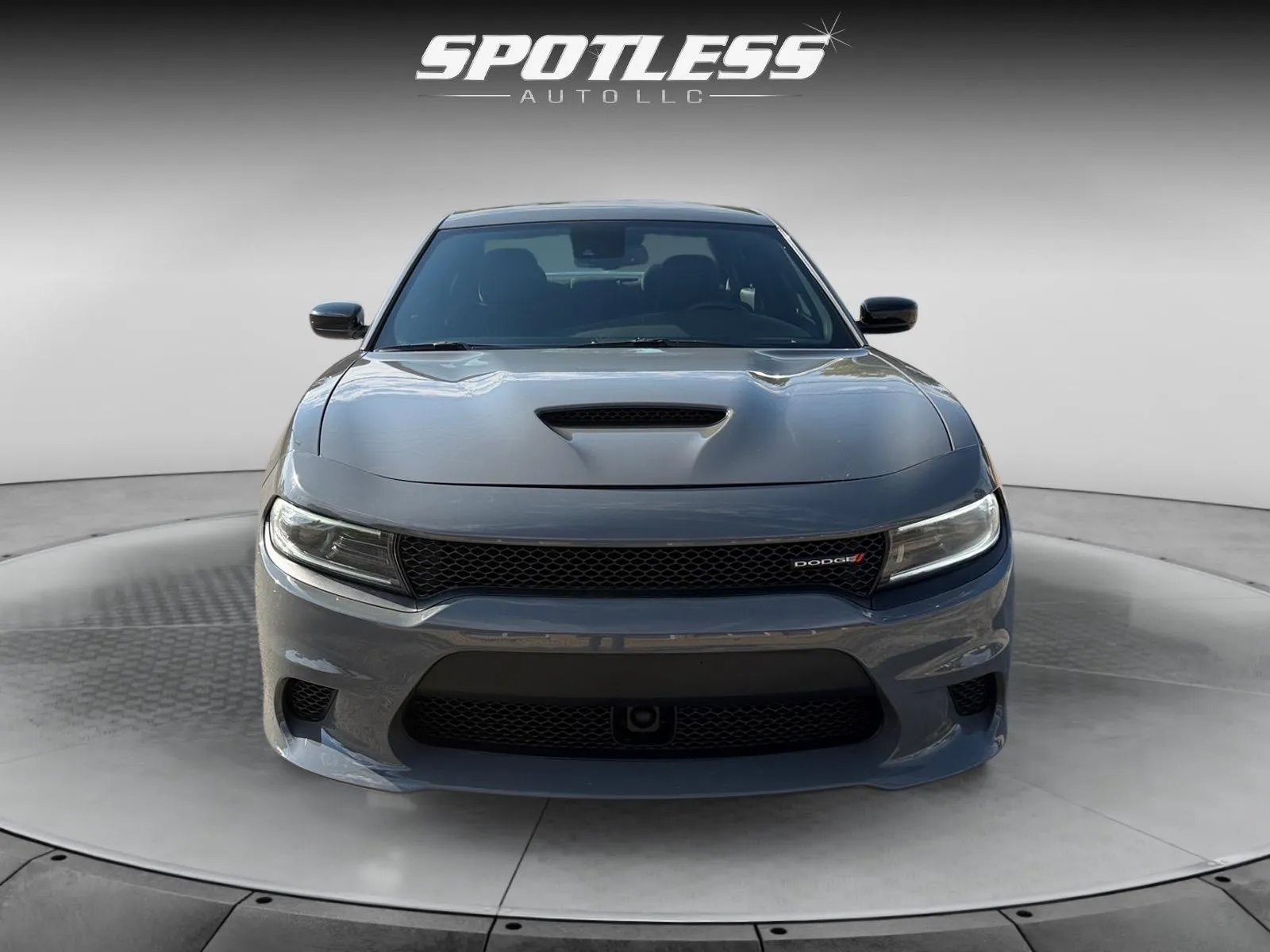 Dodge Charger photo 10