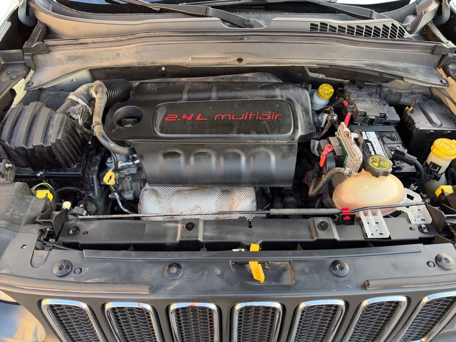 Jeep Renegade photo 16