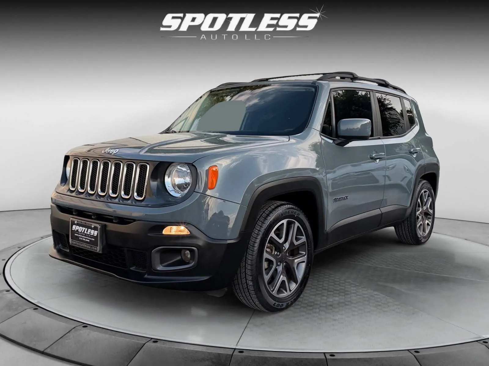 Jeep Renegade photo 3