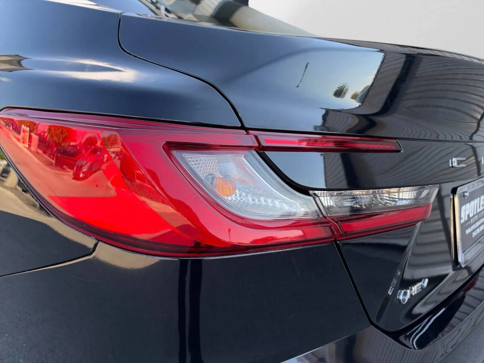 Toyota Camry photo 12