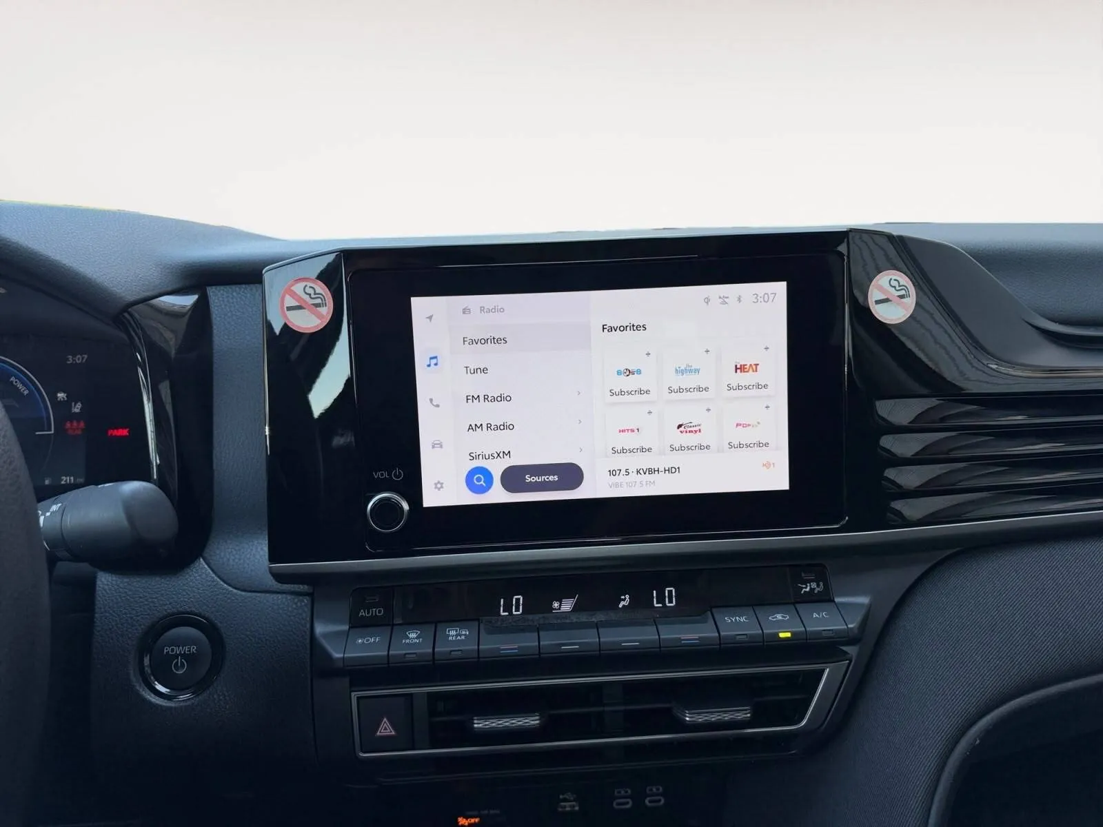 Toyota Camry photo 26