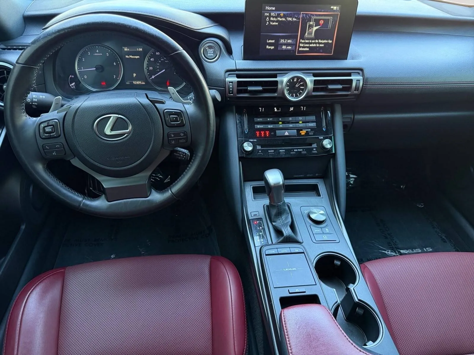 Lexus IS photo 20