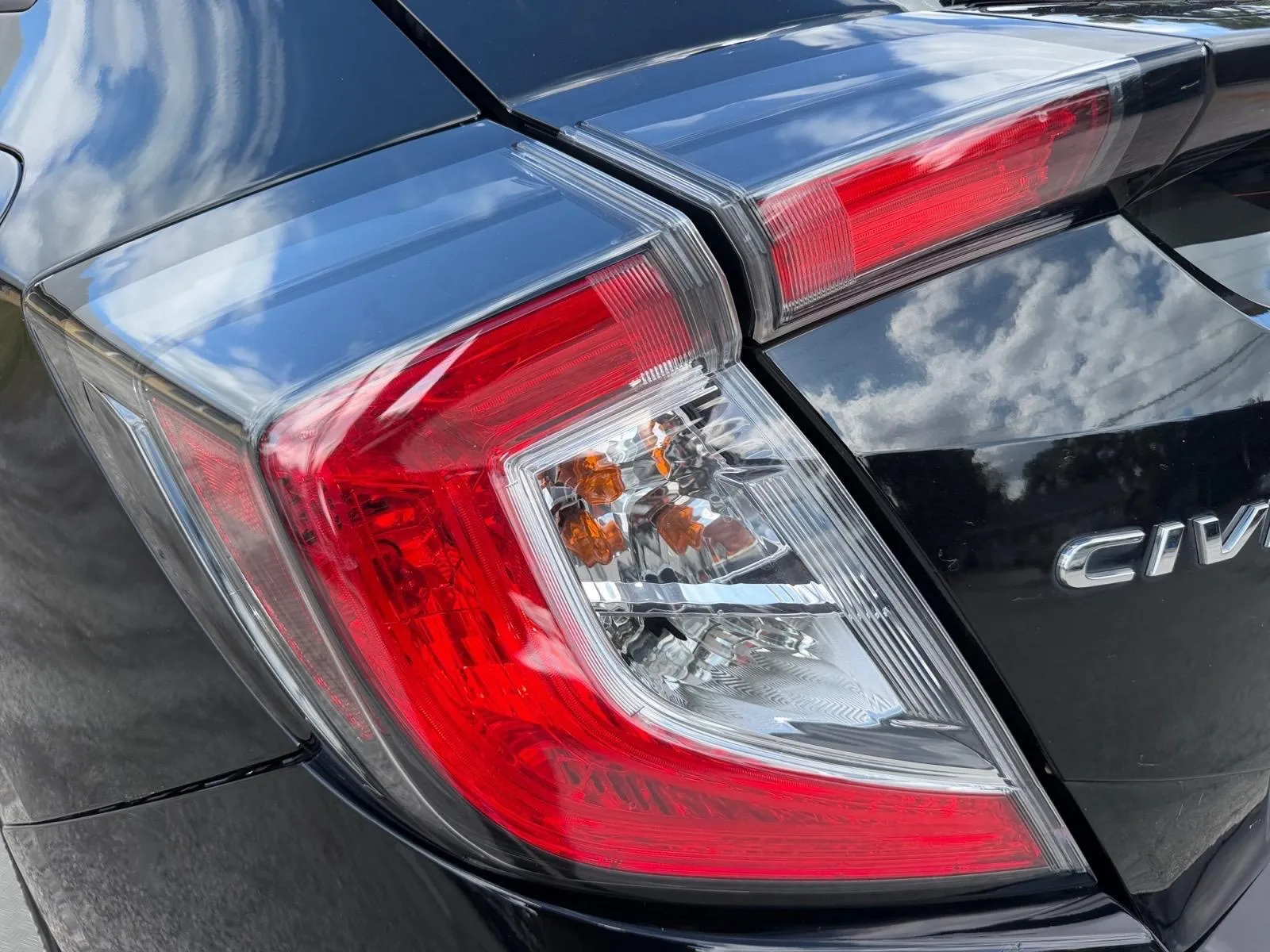 Honda Civic photo 13