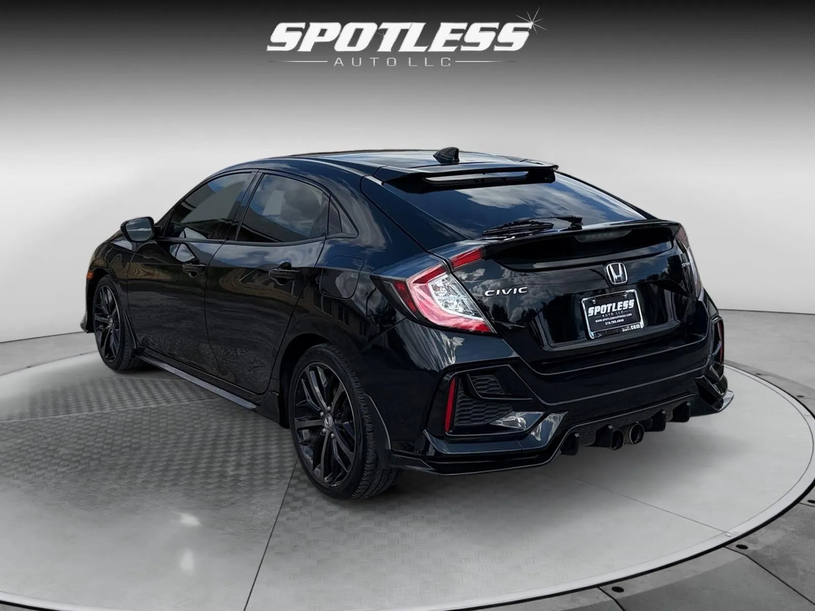 Honda Civic photo 5