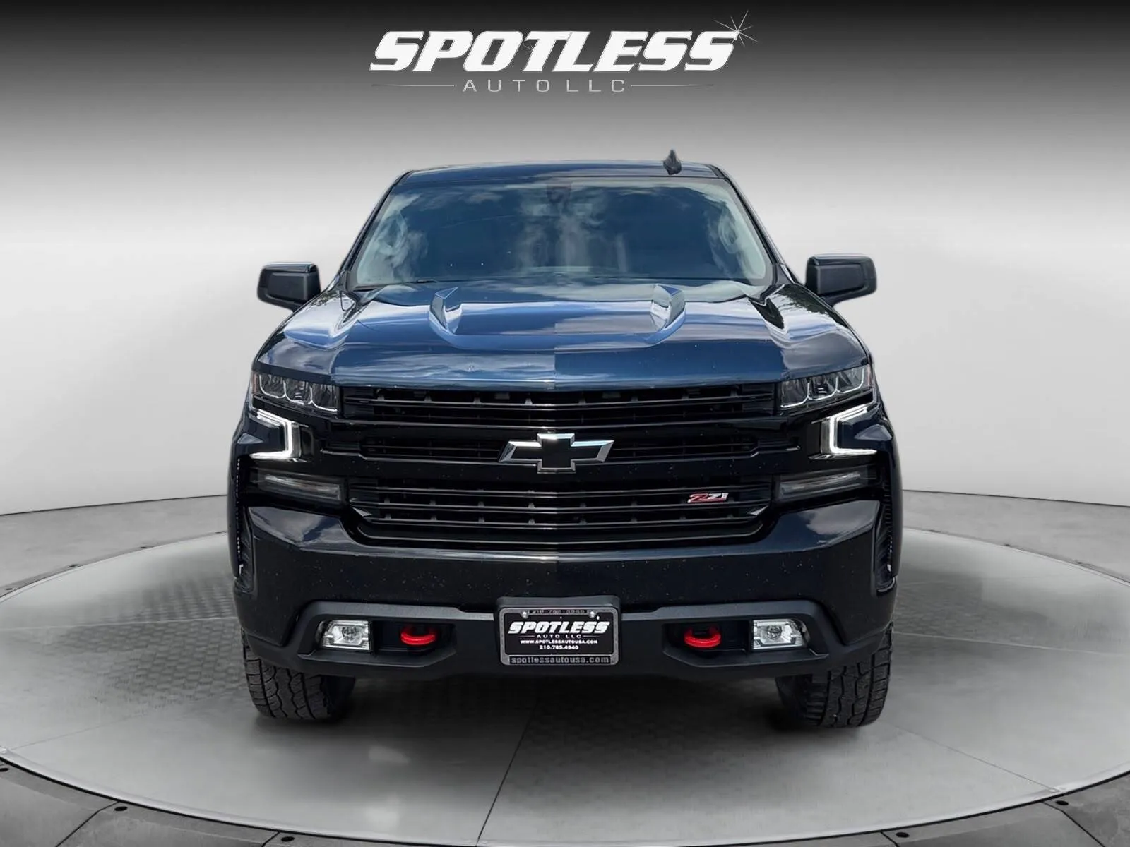 Chevrolet Silverado photo 10