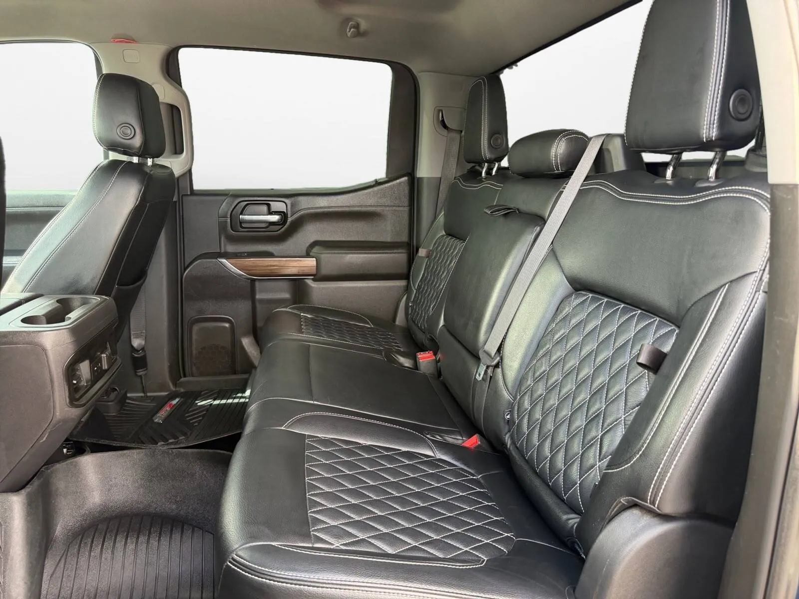 Chevrolet Silverado photo 22