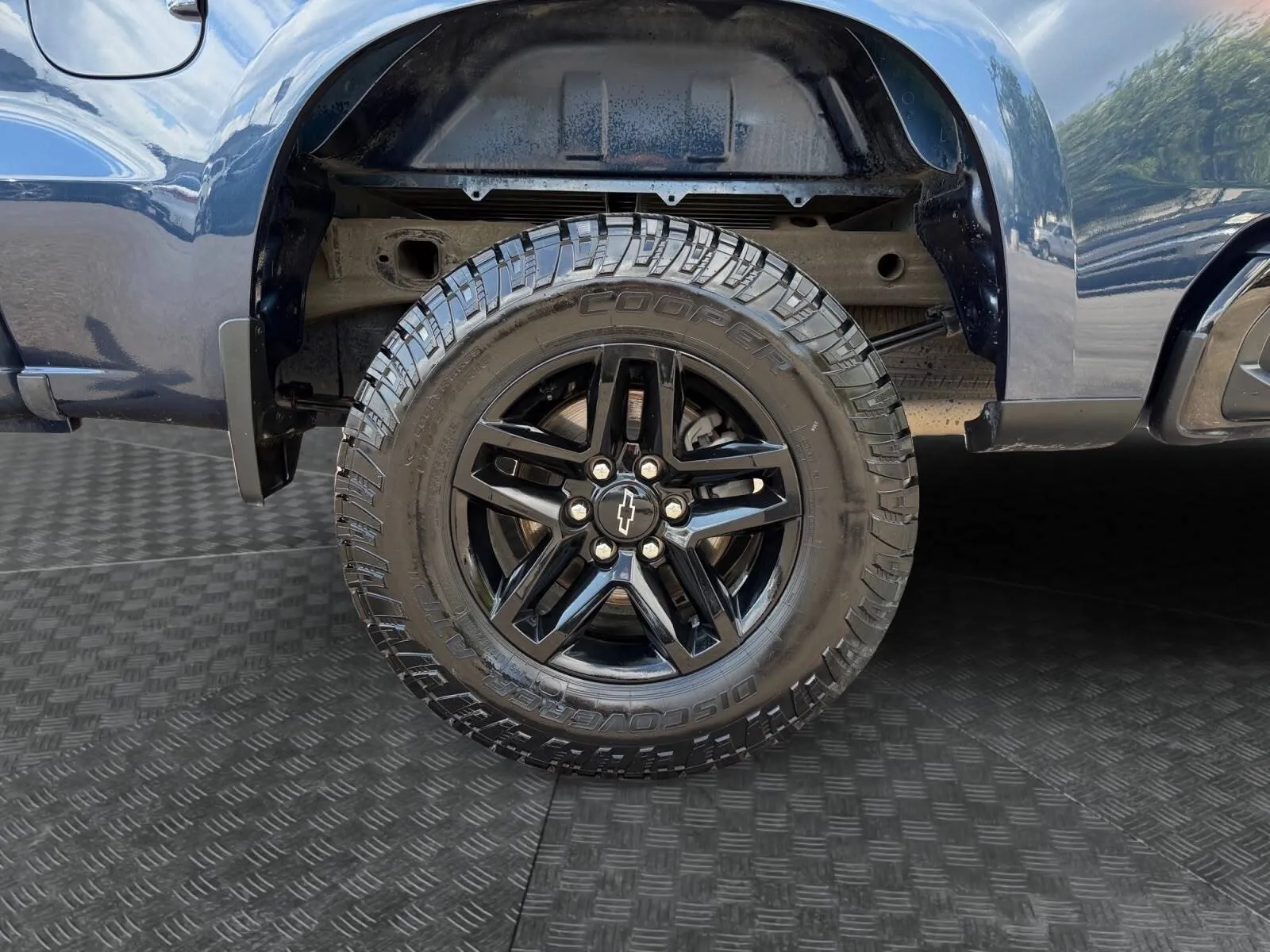 Chevrolet Silverado photo 15